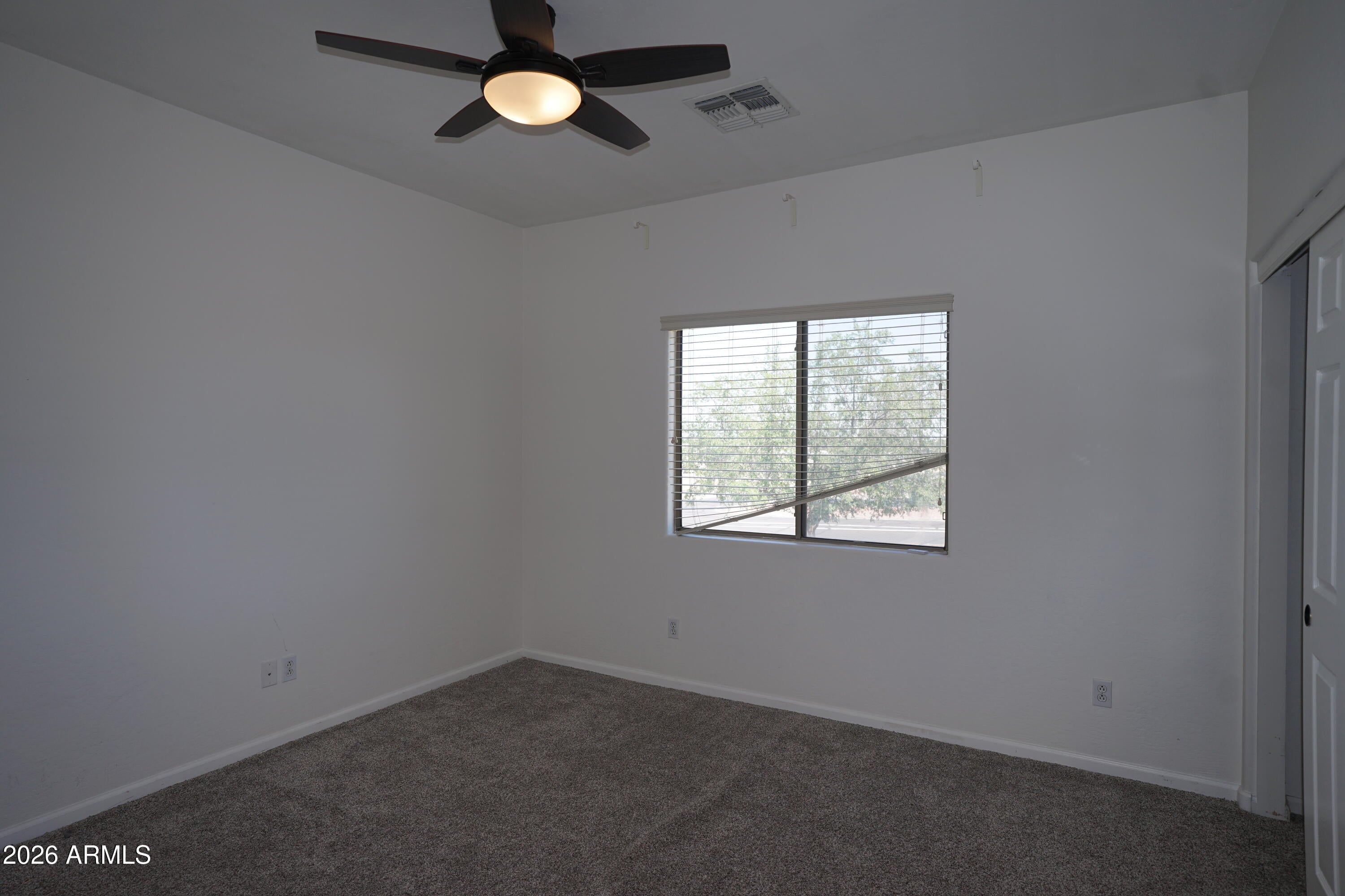DREAMING SUMMIT UNIT 1 AMD - Residential