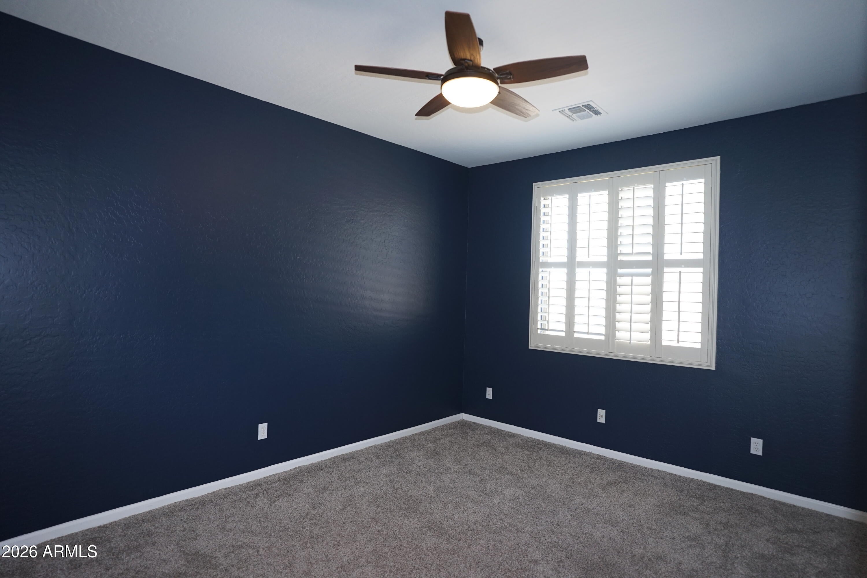 DREAMING SUMMIT UNIT 1 AMD - Residential