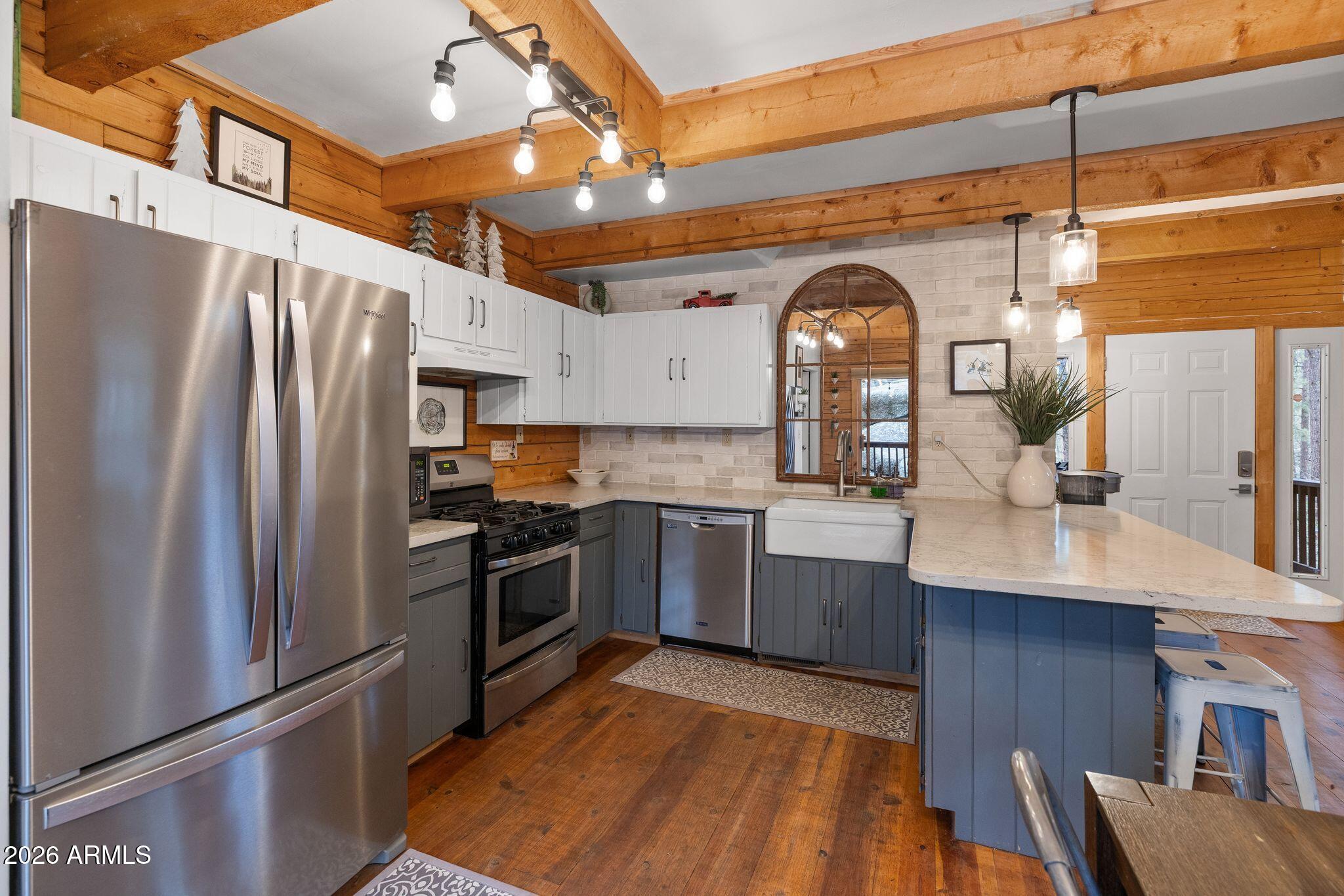 LOBA ESTATES - Residential