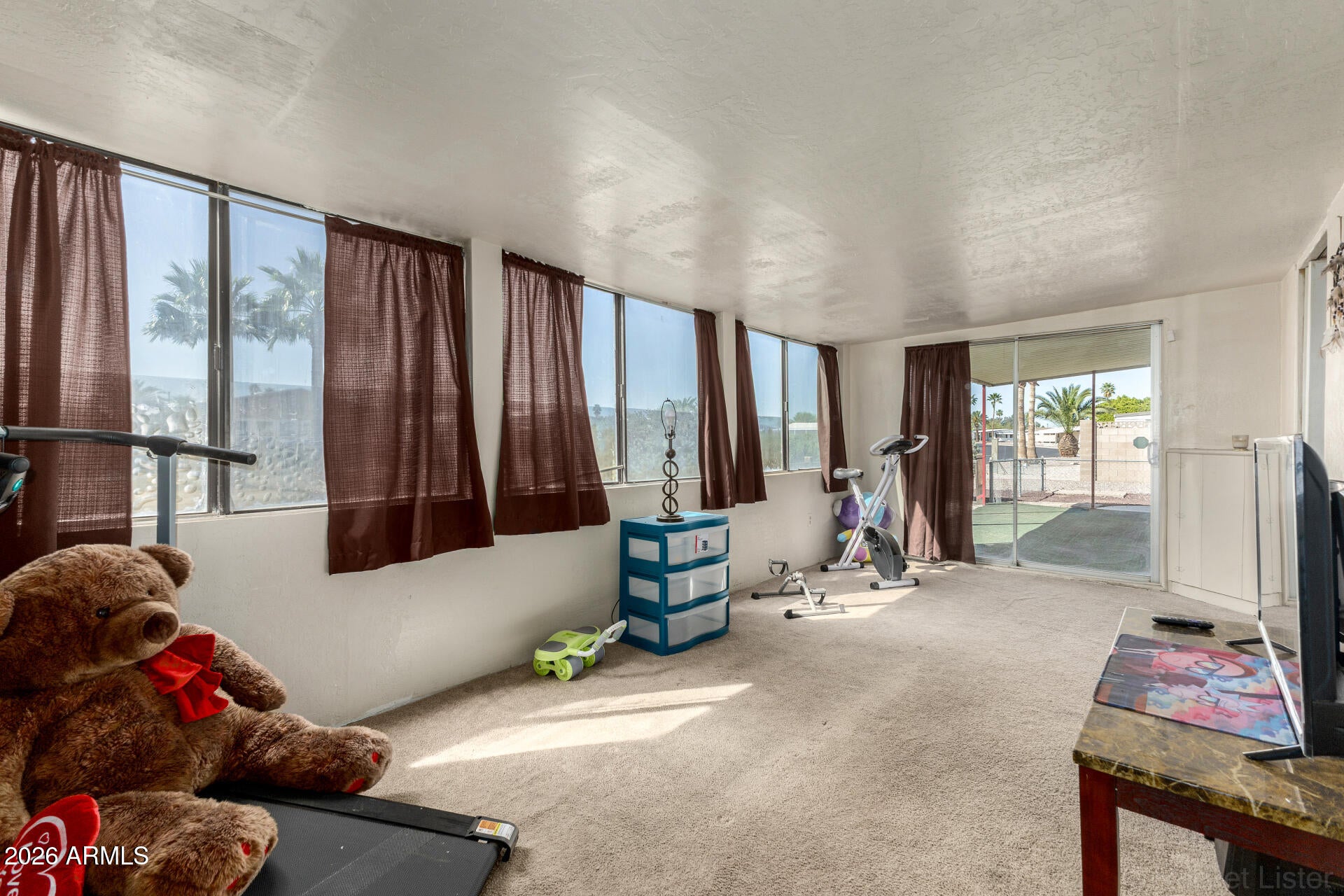 MESA EAST UNIT 2 - Residential