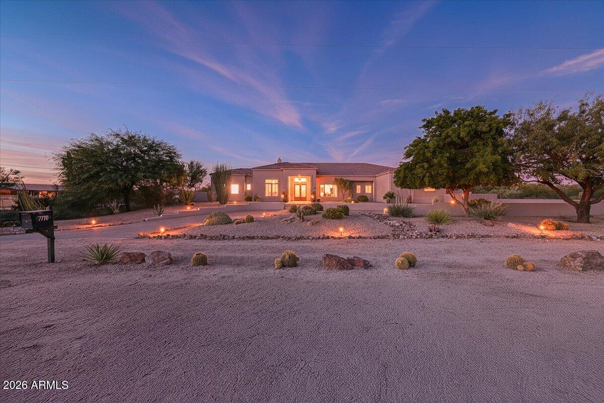 No HOA, 2.5 Acres, Large block fenced yard and Horses OK - Residential