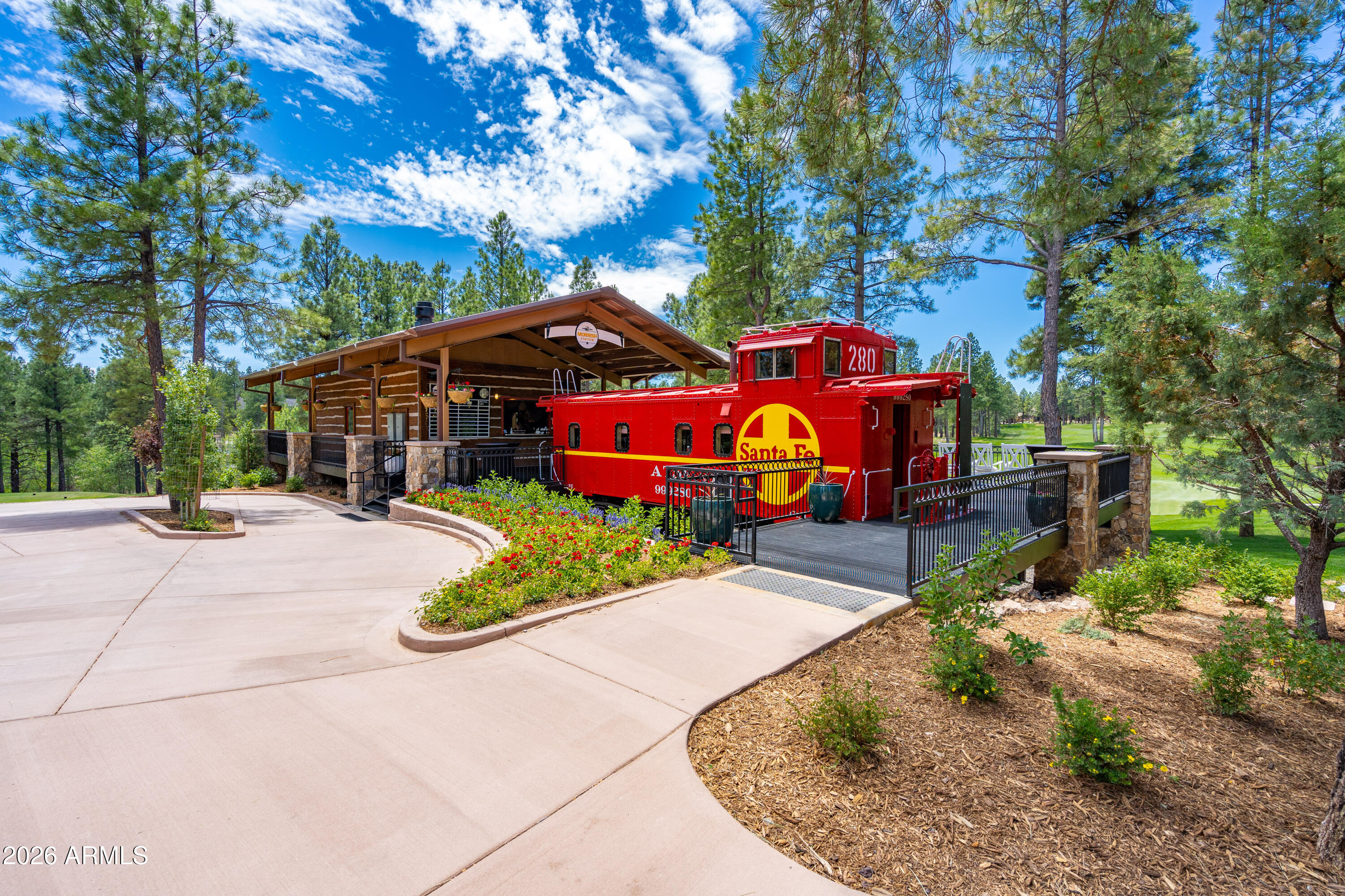 PINE CANYON - Residential
