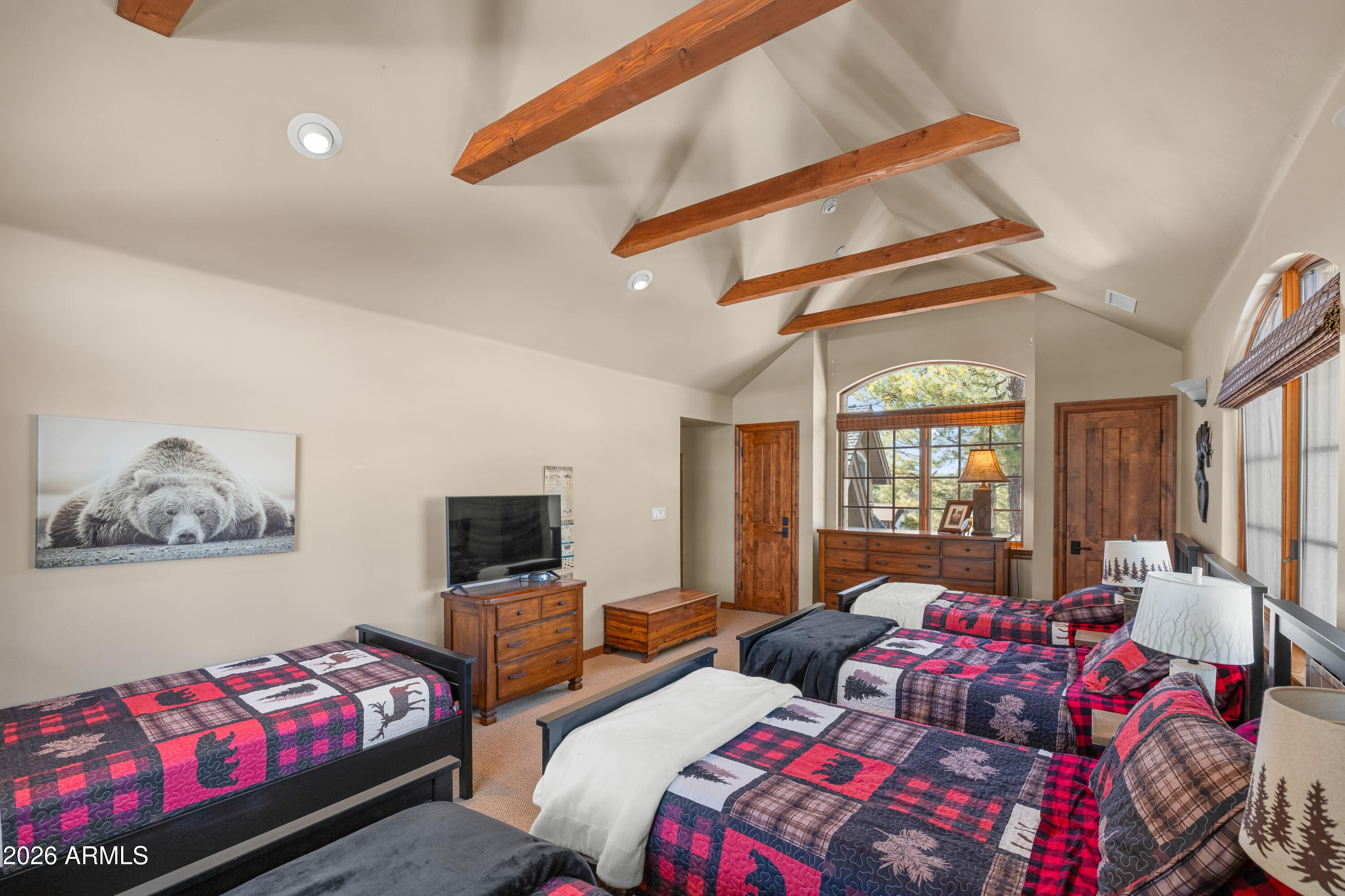 PINE CANYON - Residential