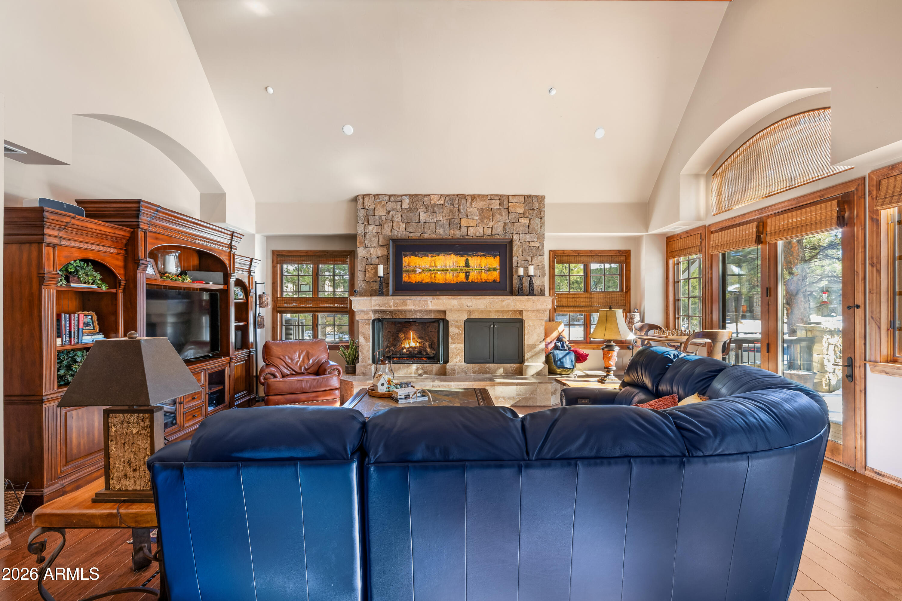 PINE CANYON - Residential