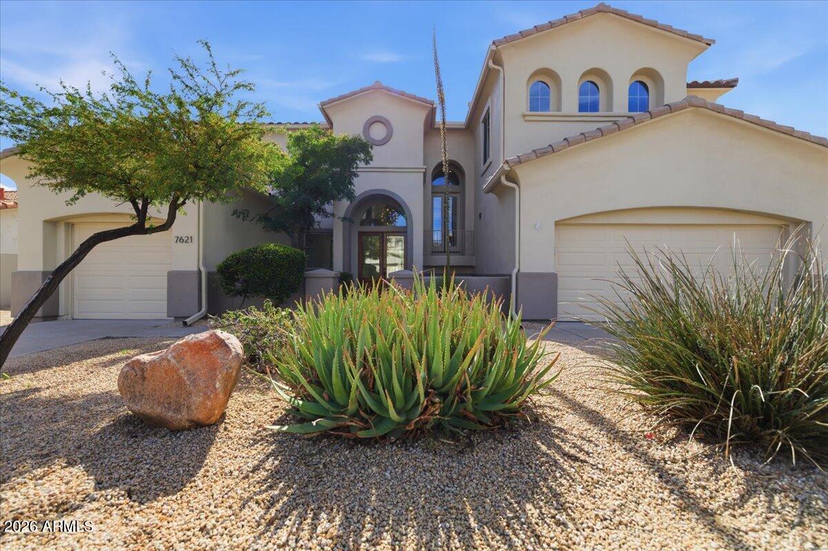 SONORAN HILLS - Residential