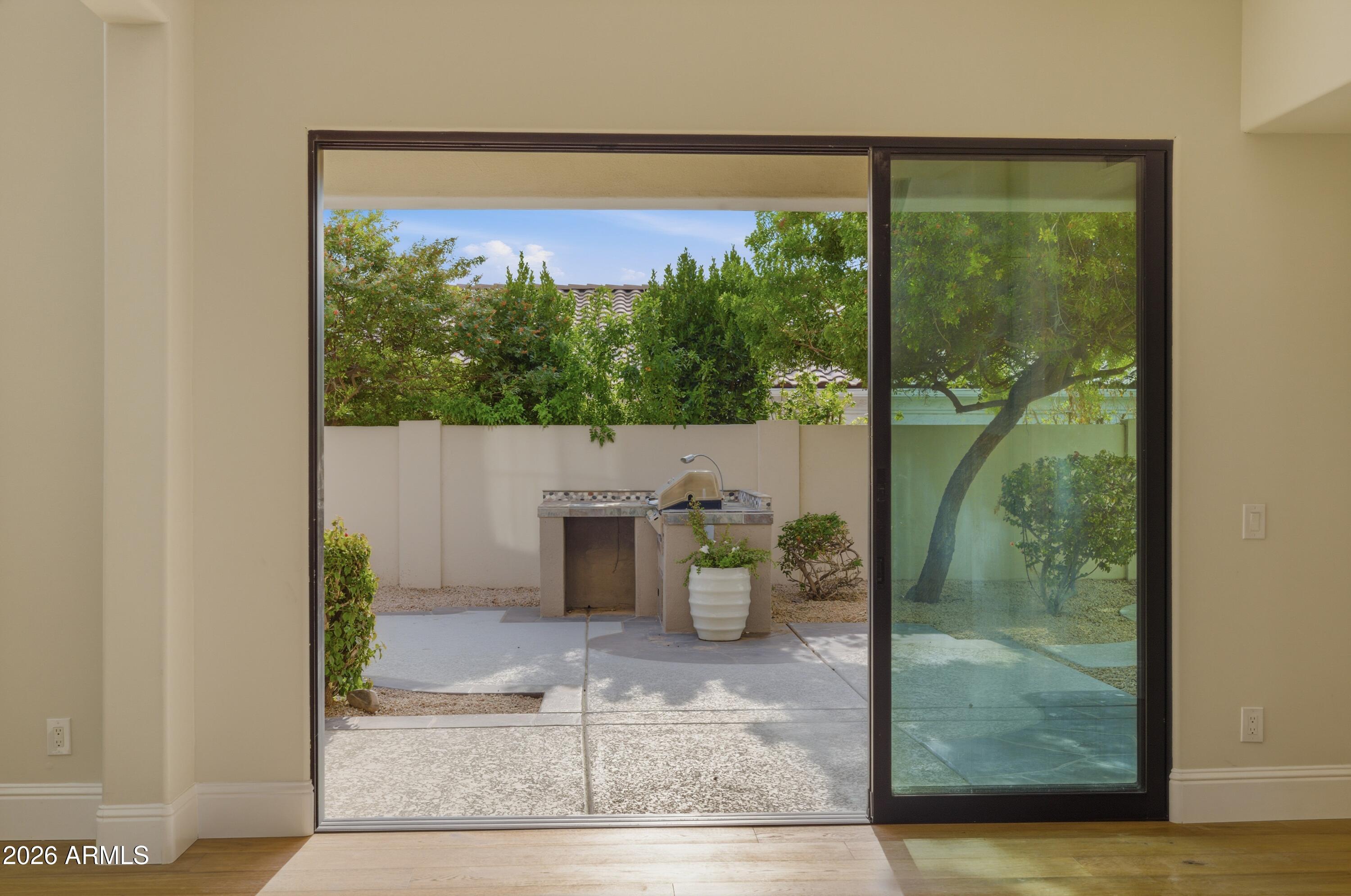 SONORAN HILLS - Residential