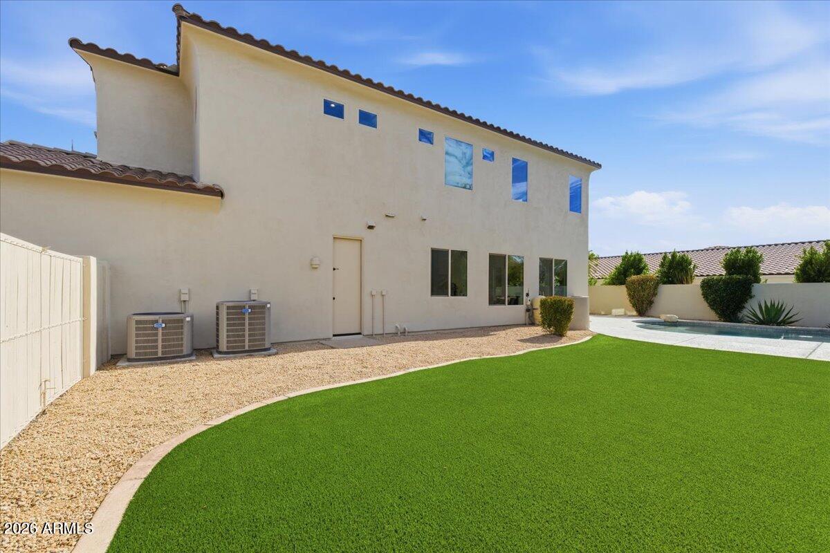 SONORAN HILLS - Residential