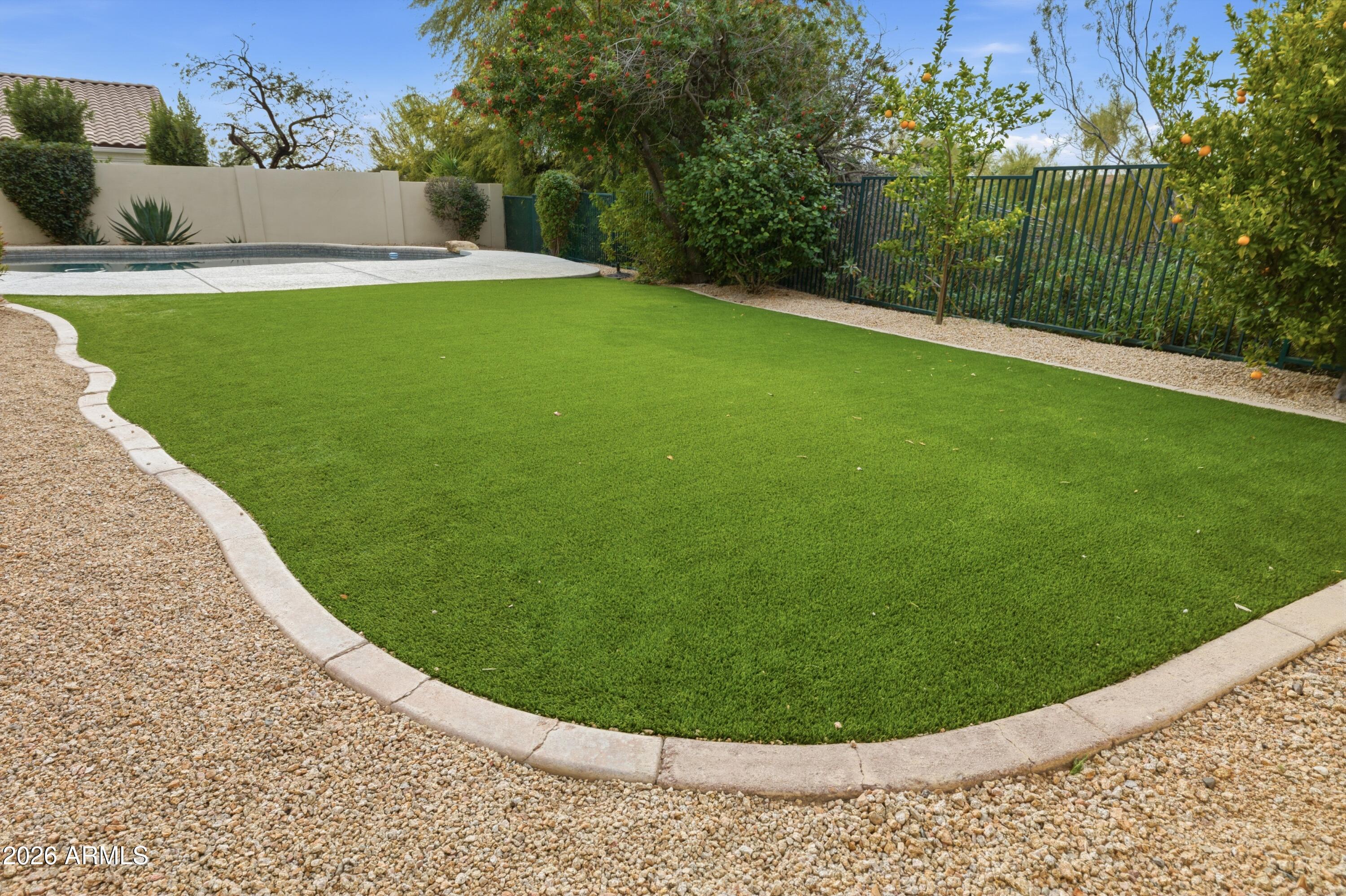 SONORAN HILLS - Residential