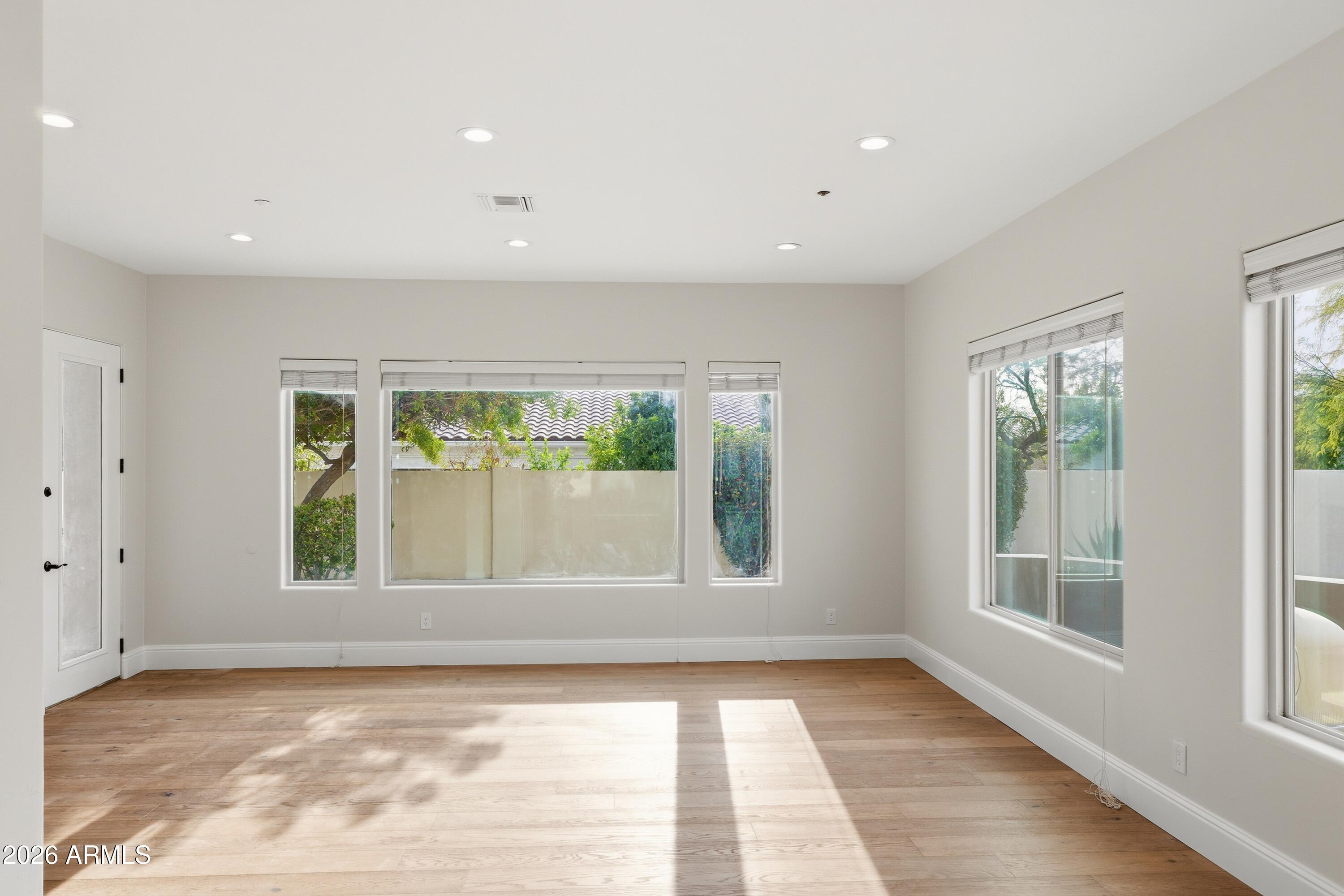 SONORAN HILLS - Residential