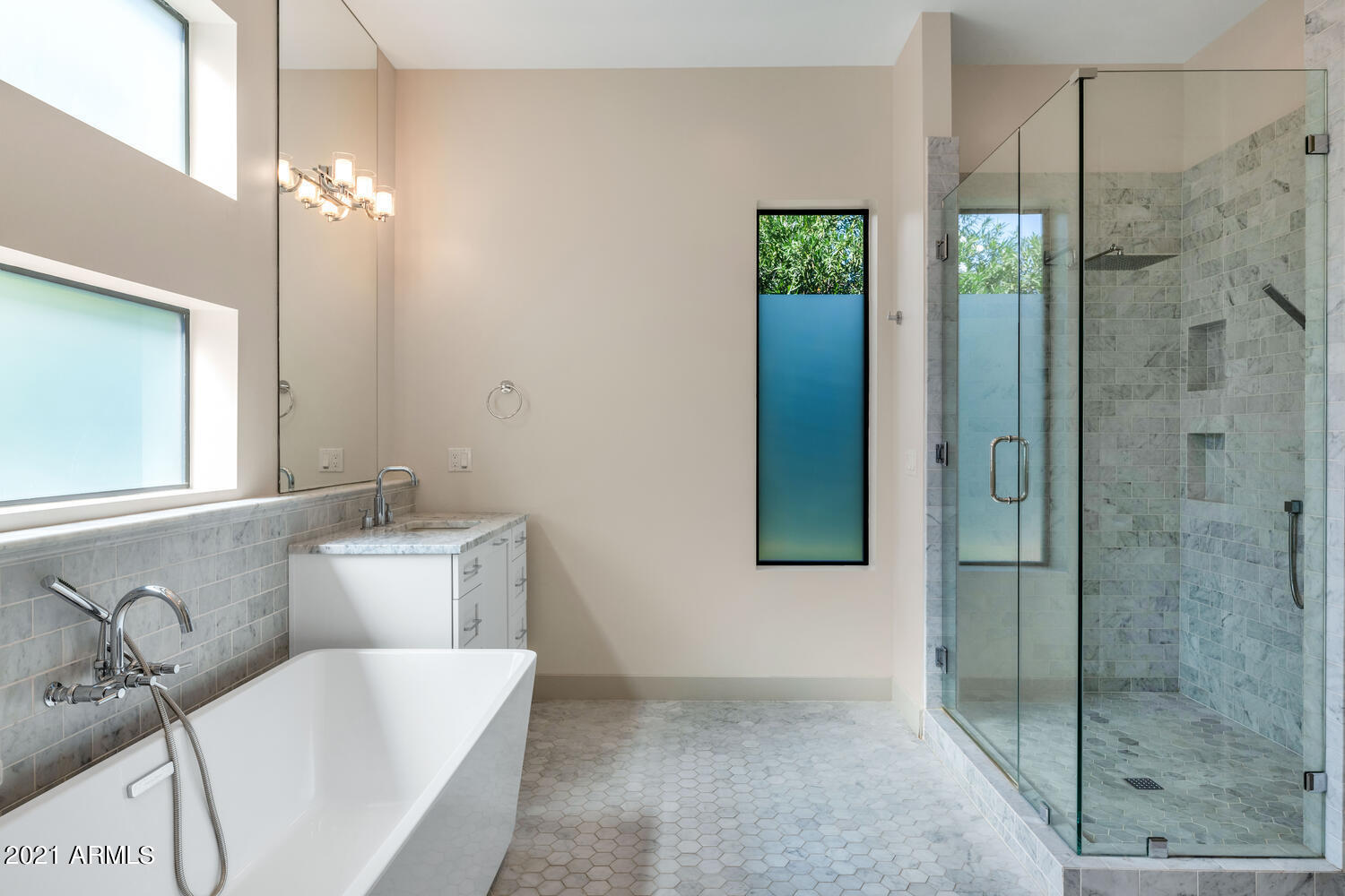 ARCADIA RIDGE - Residential