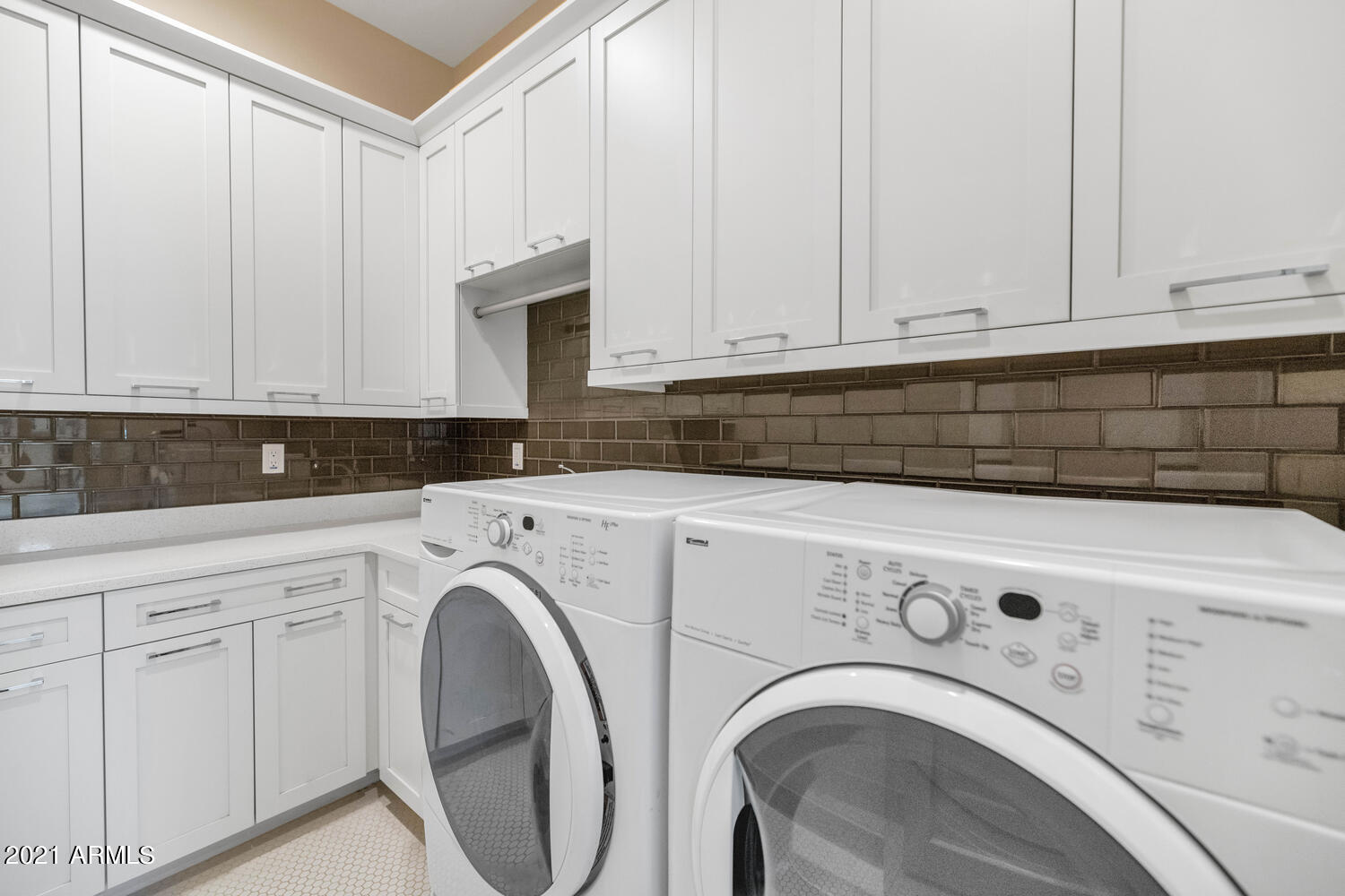 ARCADIA RIDGE - Residential