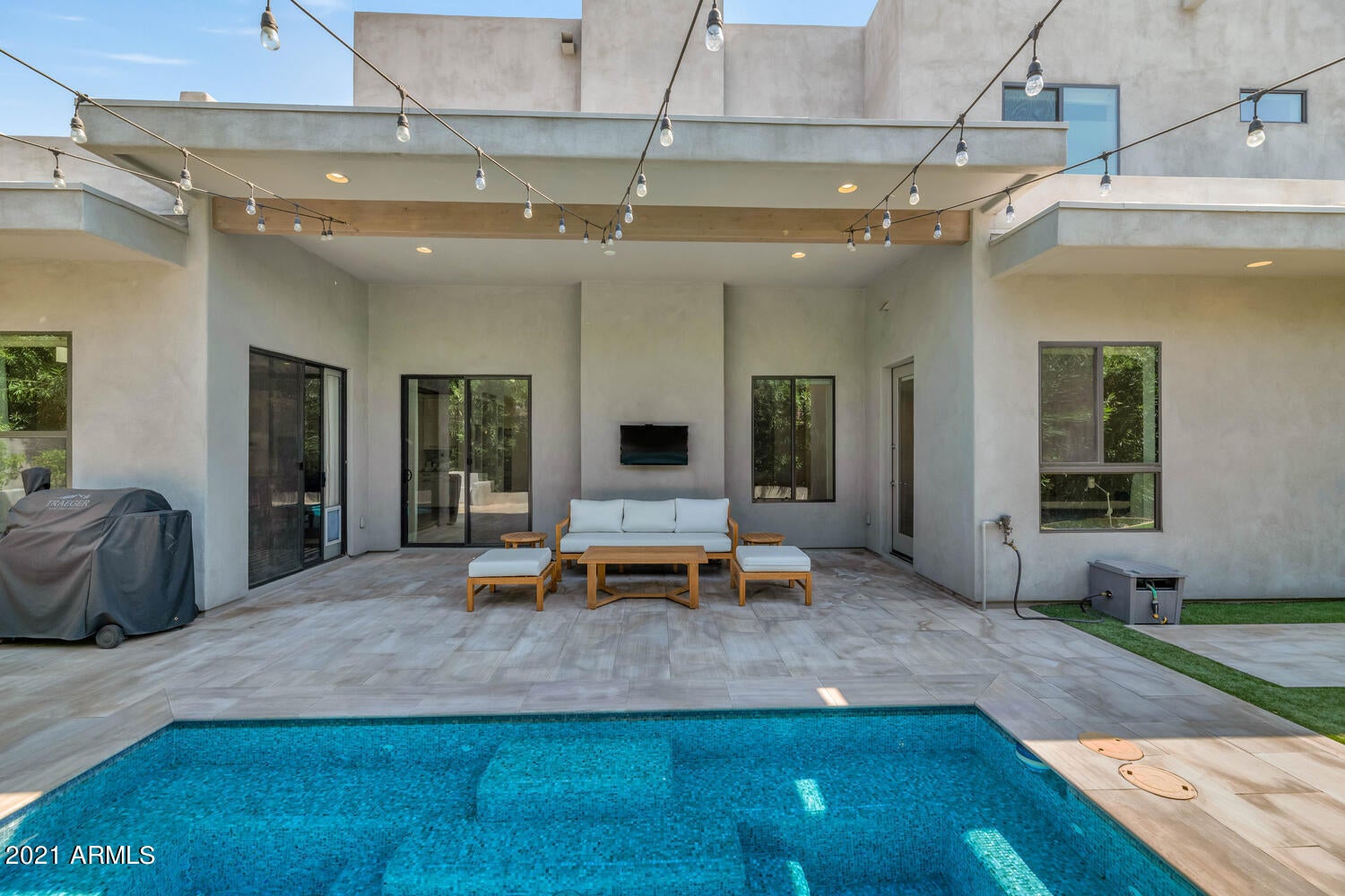 ARCADIA RIDGE - Residential