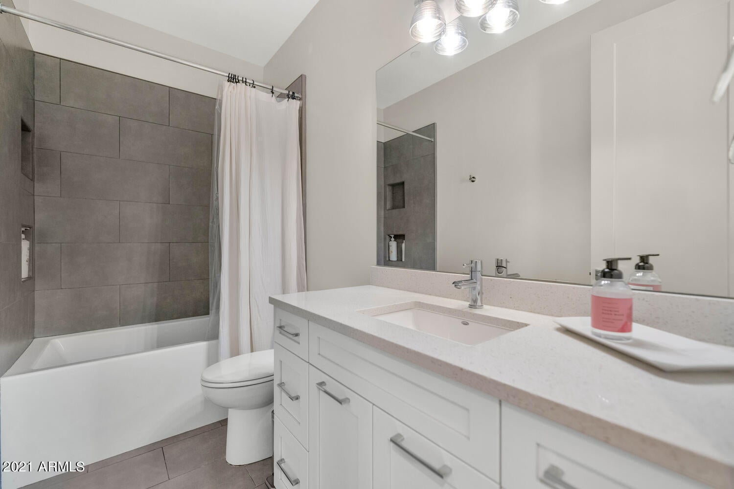 ARCADIA RIDGE - Residential