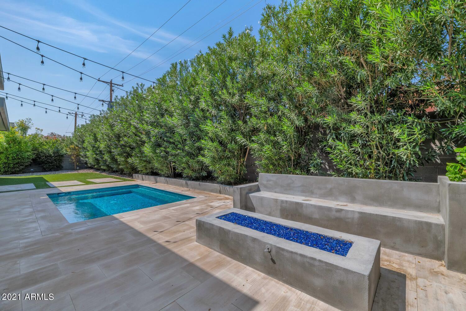 ARCADIA RIDGE - Residential