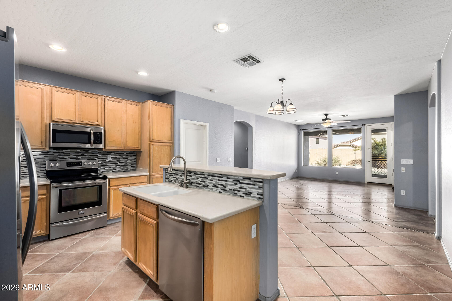 DREAMING SUMMIT UNIT 1 AMD - Residential