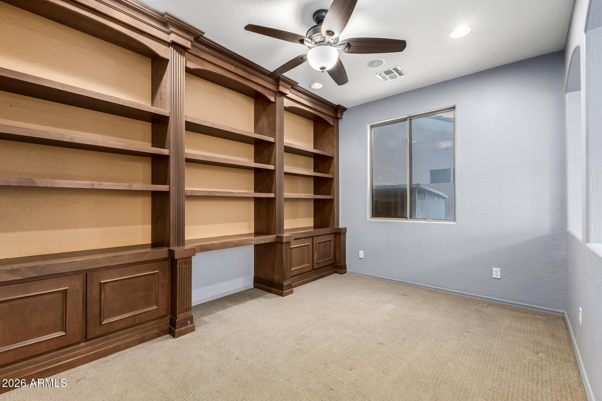 DREAMING SUMMIT UNIT 1 AMD - Residential