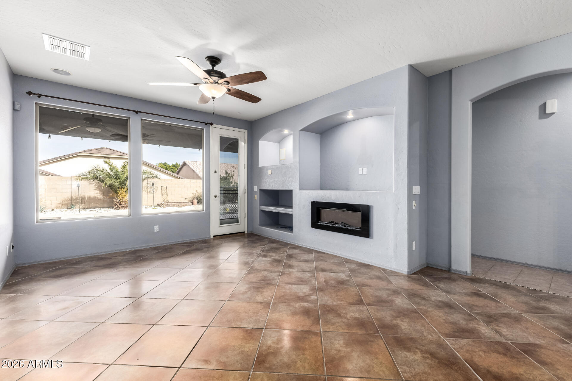 DREAMING SUMMIT UNIT 1 AMD - Residential