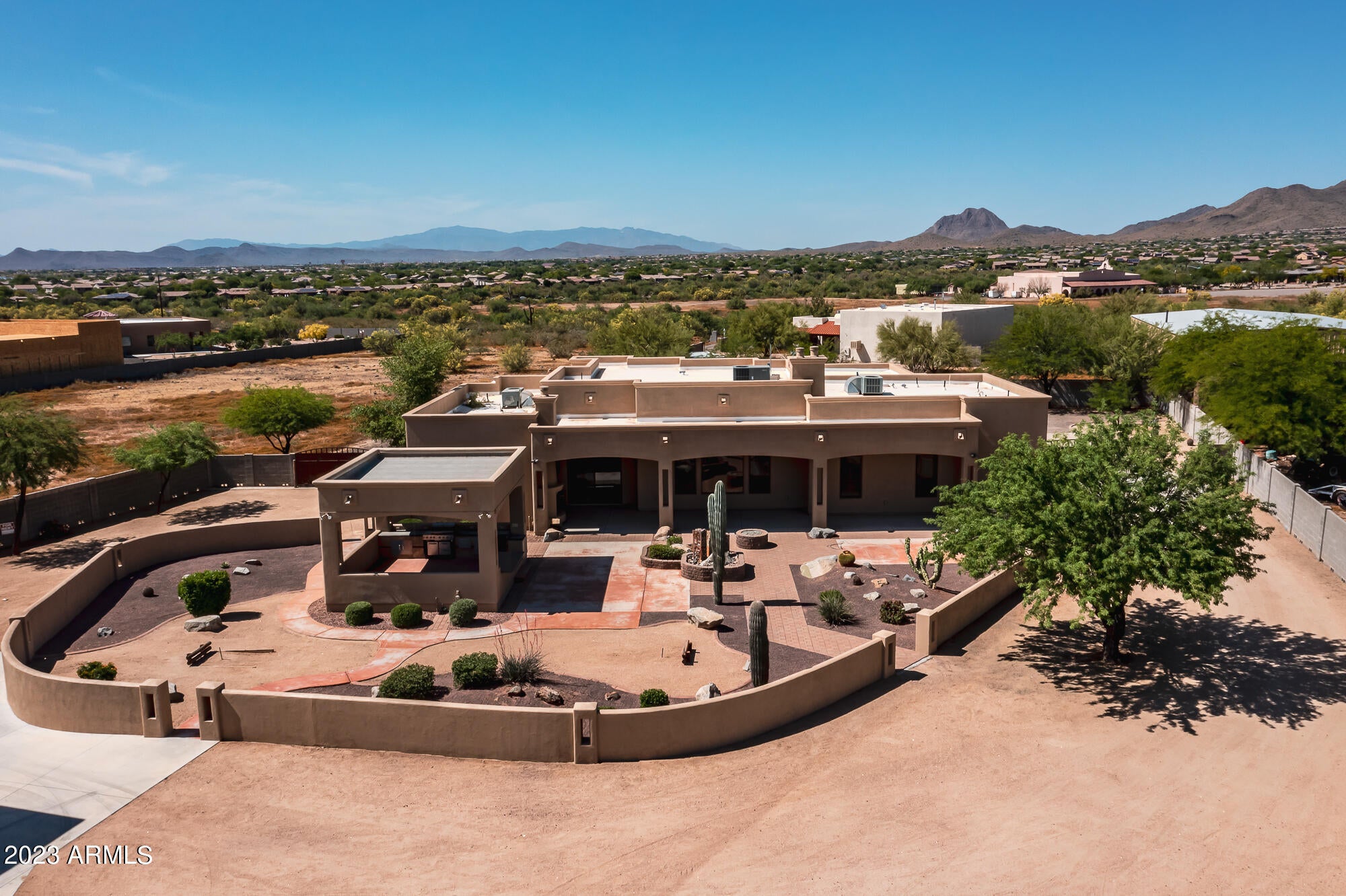 DESERT HILLS - Residential