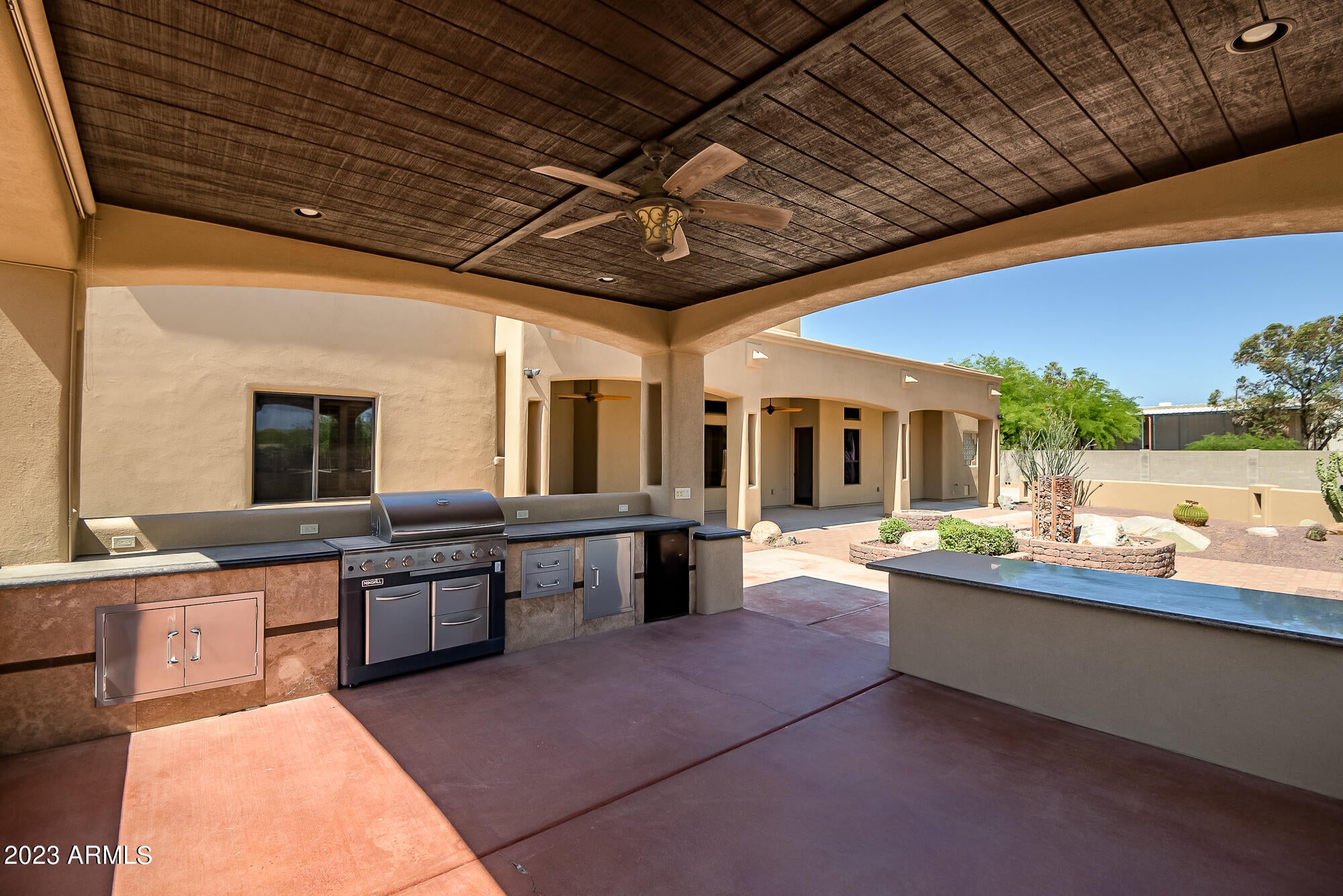 DESERT HILLS - Residential