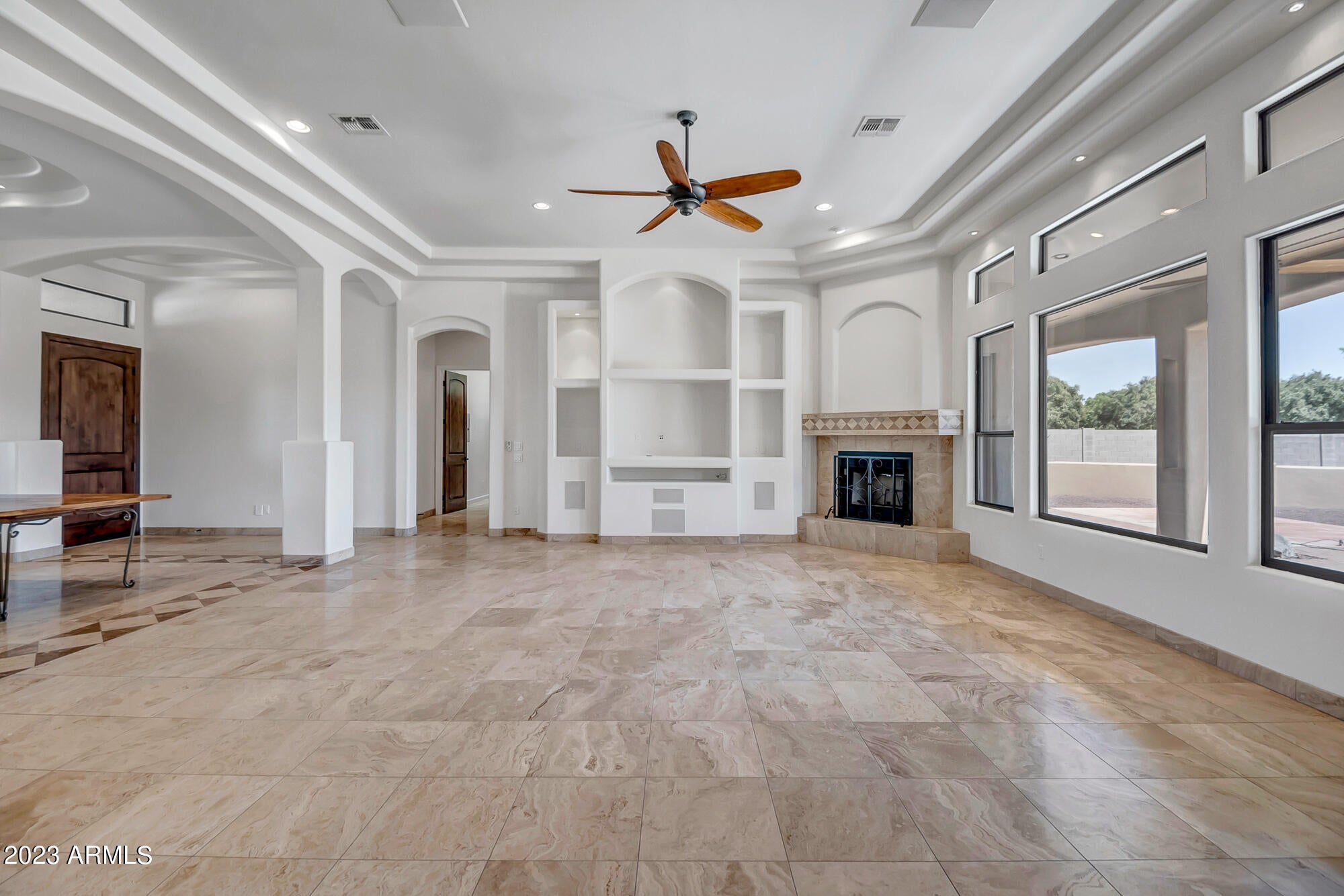 DESERT HILLS - Residential