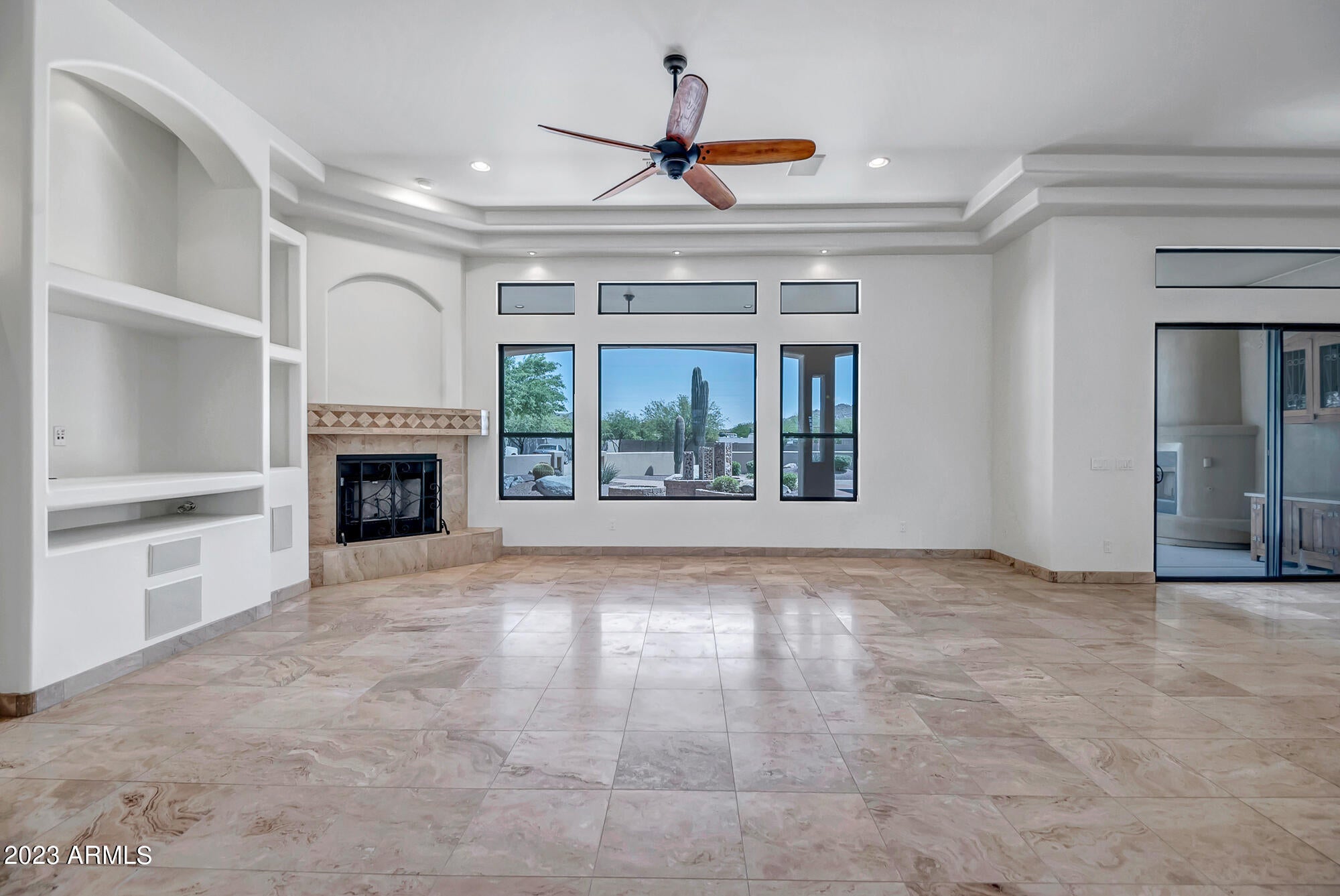 DESERT HILLS - Residential