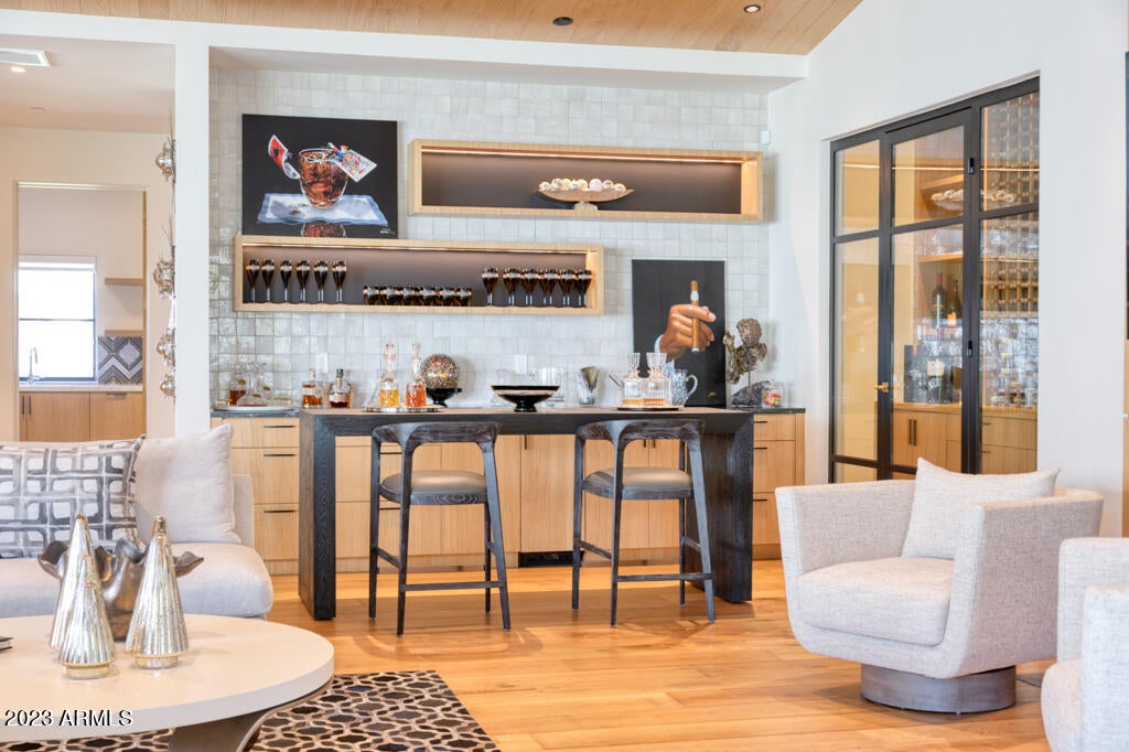 MORNING GLORY ESTATES - Residential