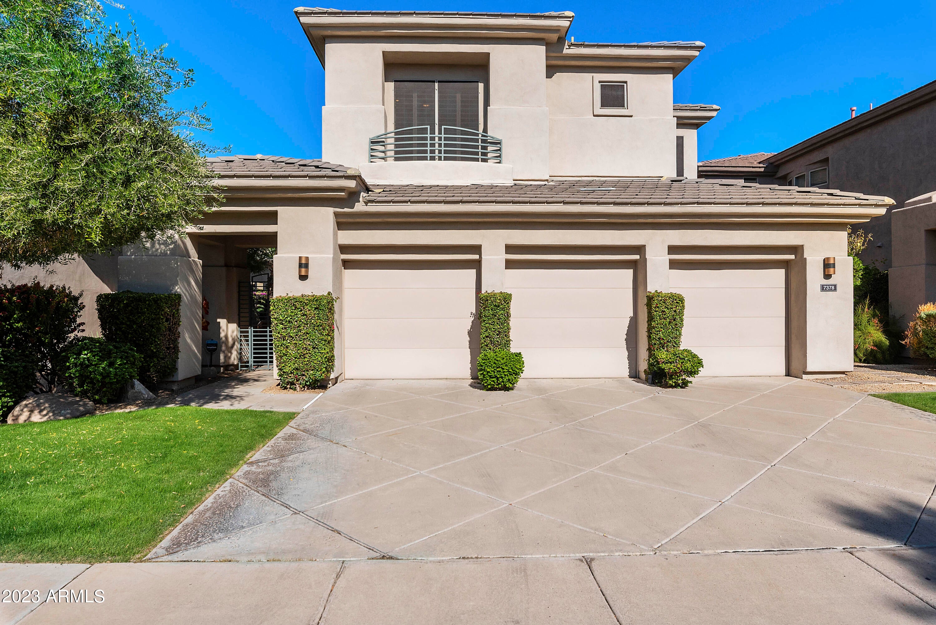 GAINEY VILLAGE VILLAS - Residential