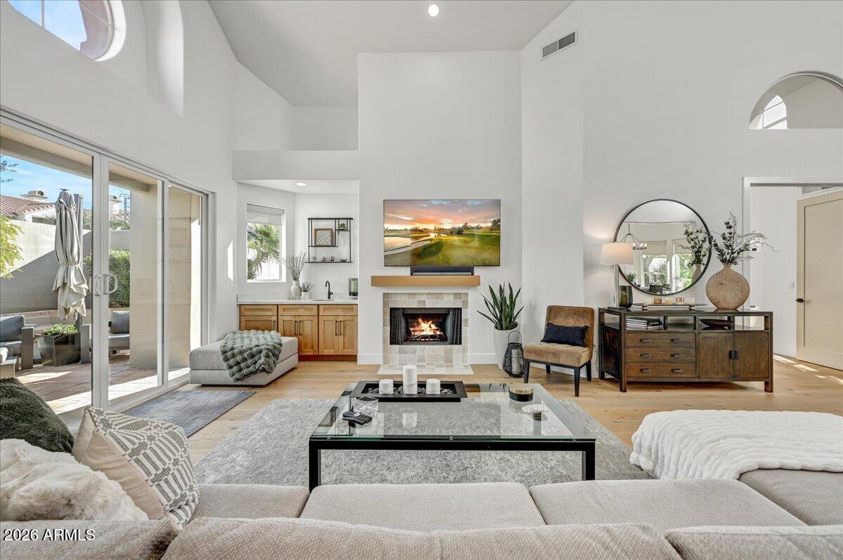 Alcazar - Residential