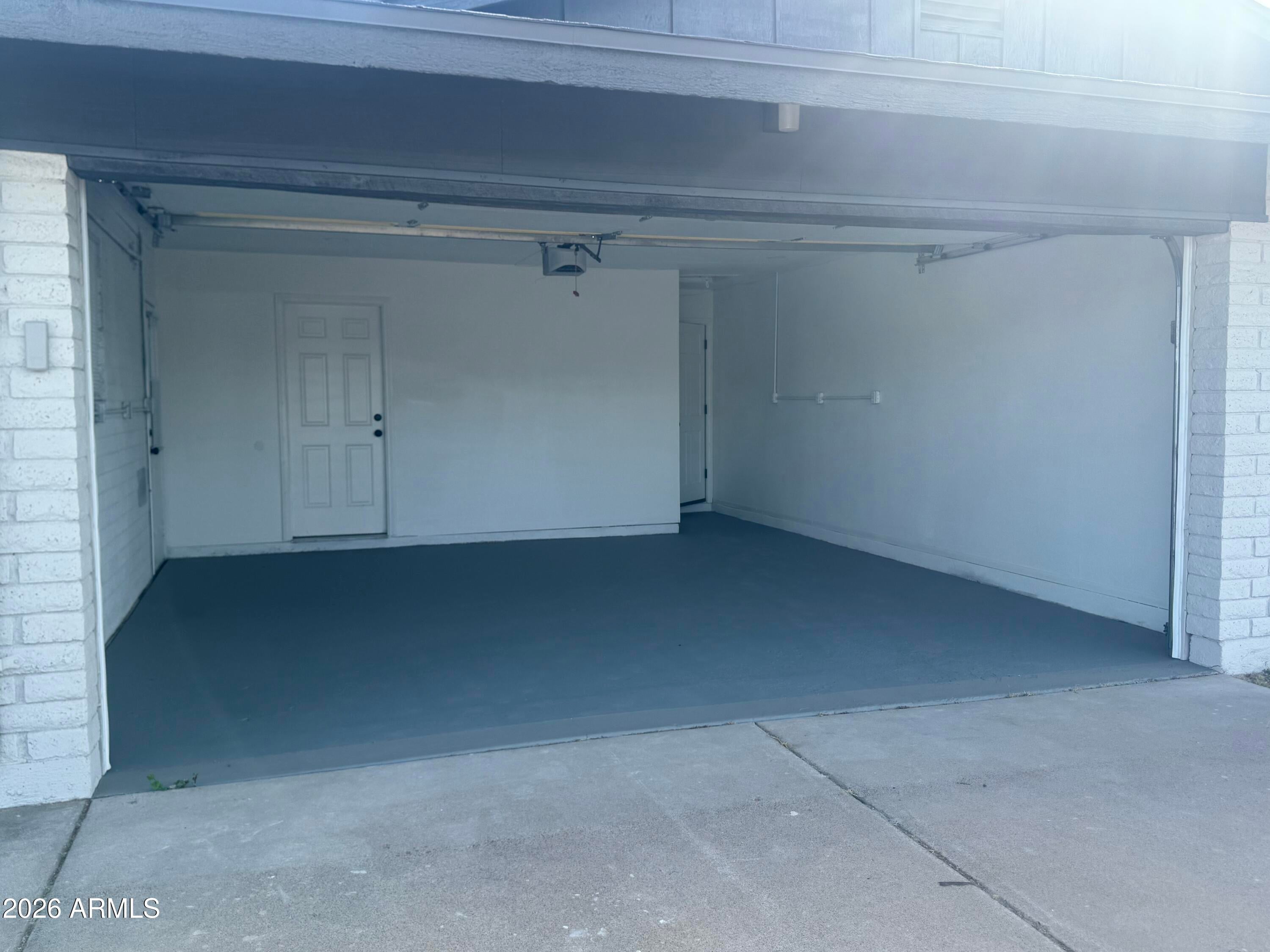 KNOELL NORTH 8 - Residential