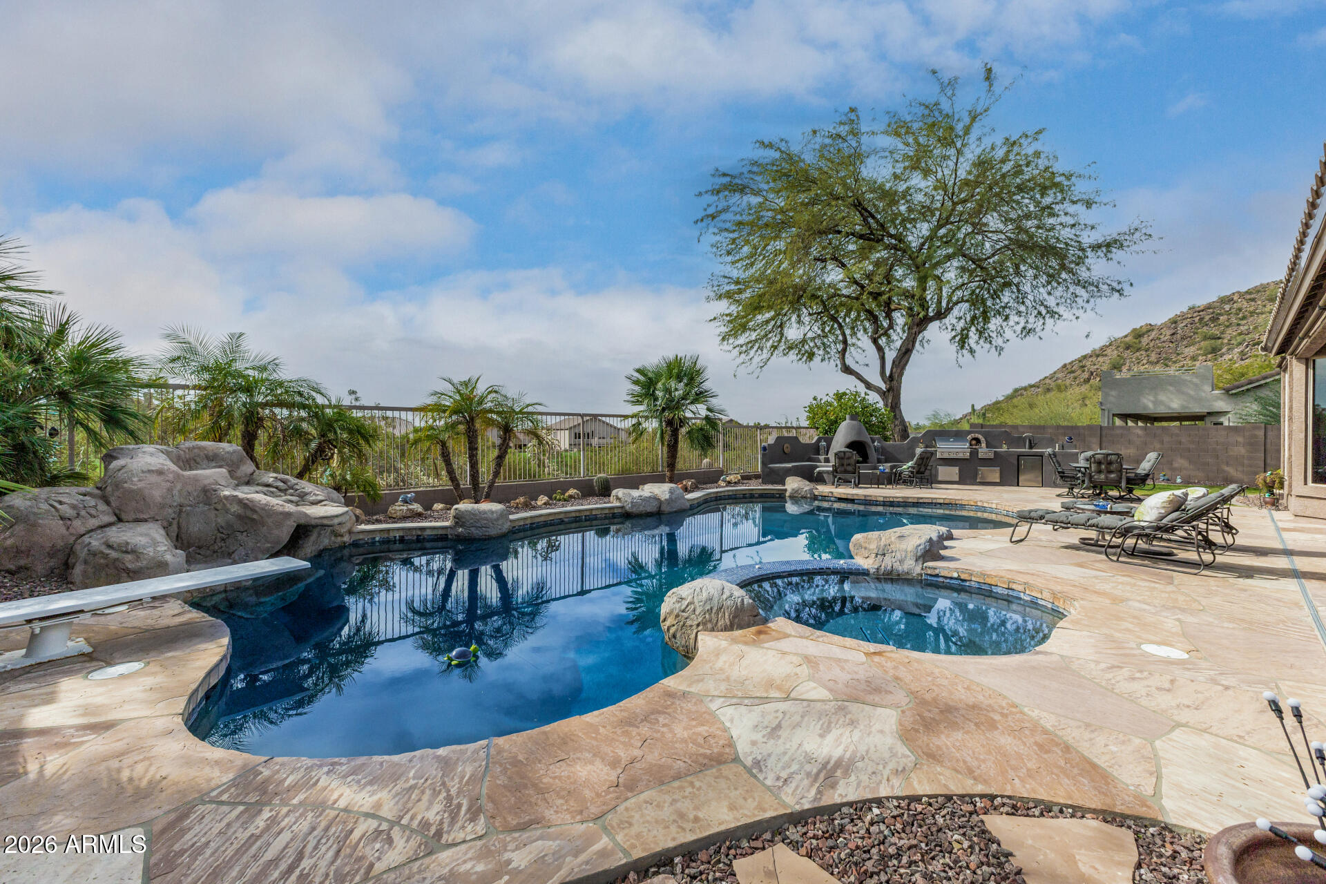 LAS SENDAS SONORAN HEIGHTS - Residential