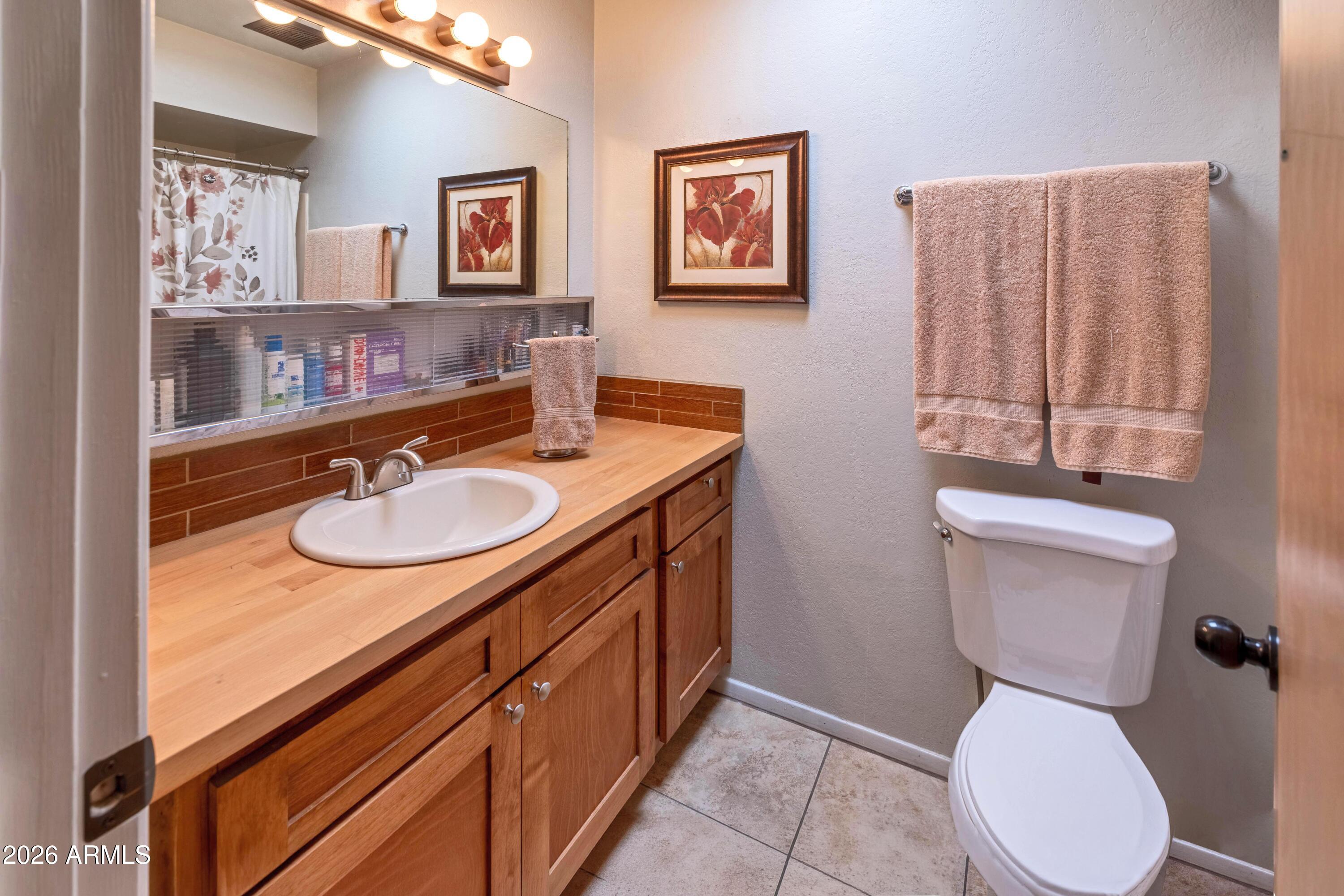 VISTA DEL ORO TOWNHOUSE - Residential