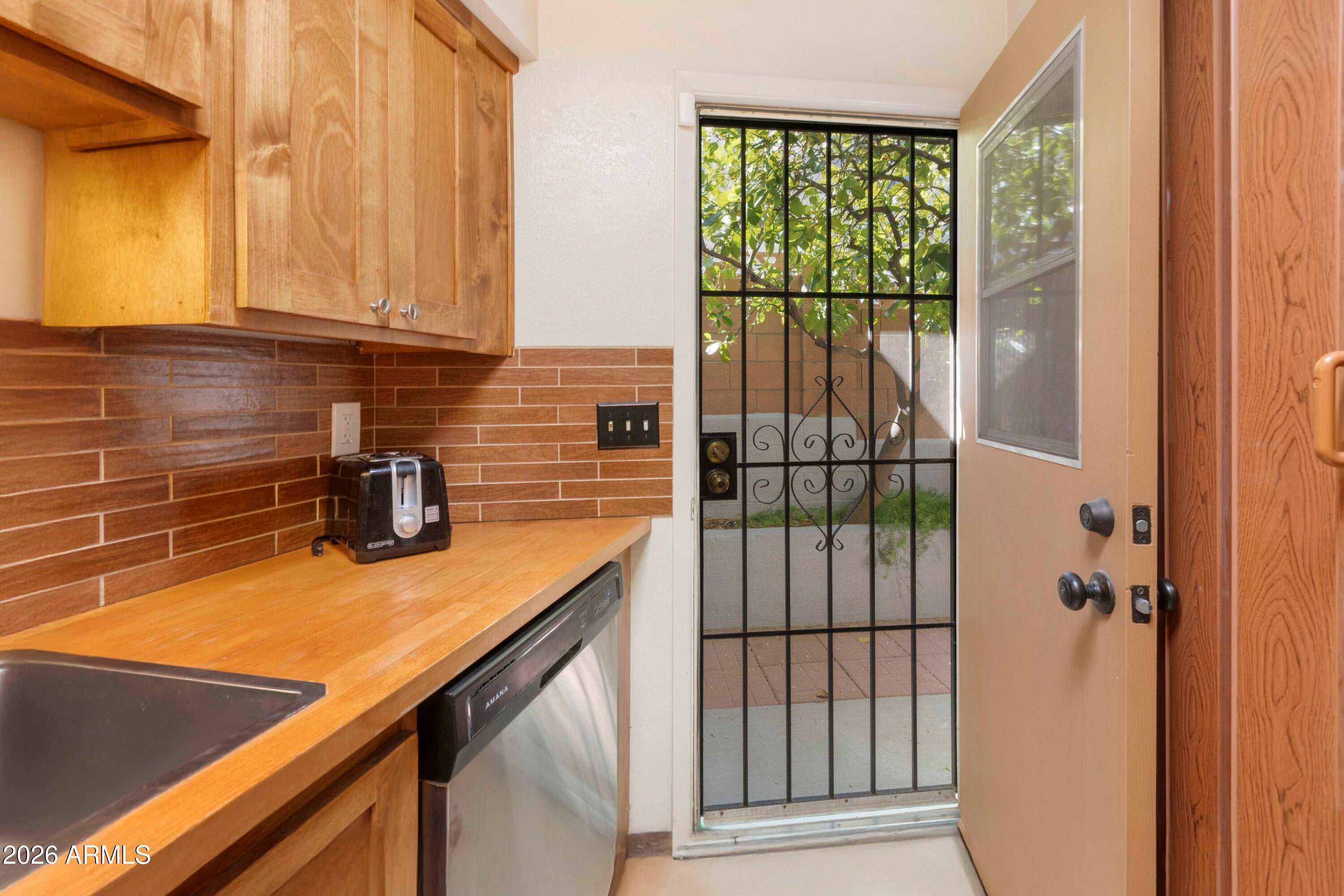 VISTA DEL ORO TOWNHOUSE - Residential