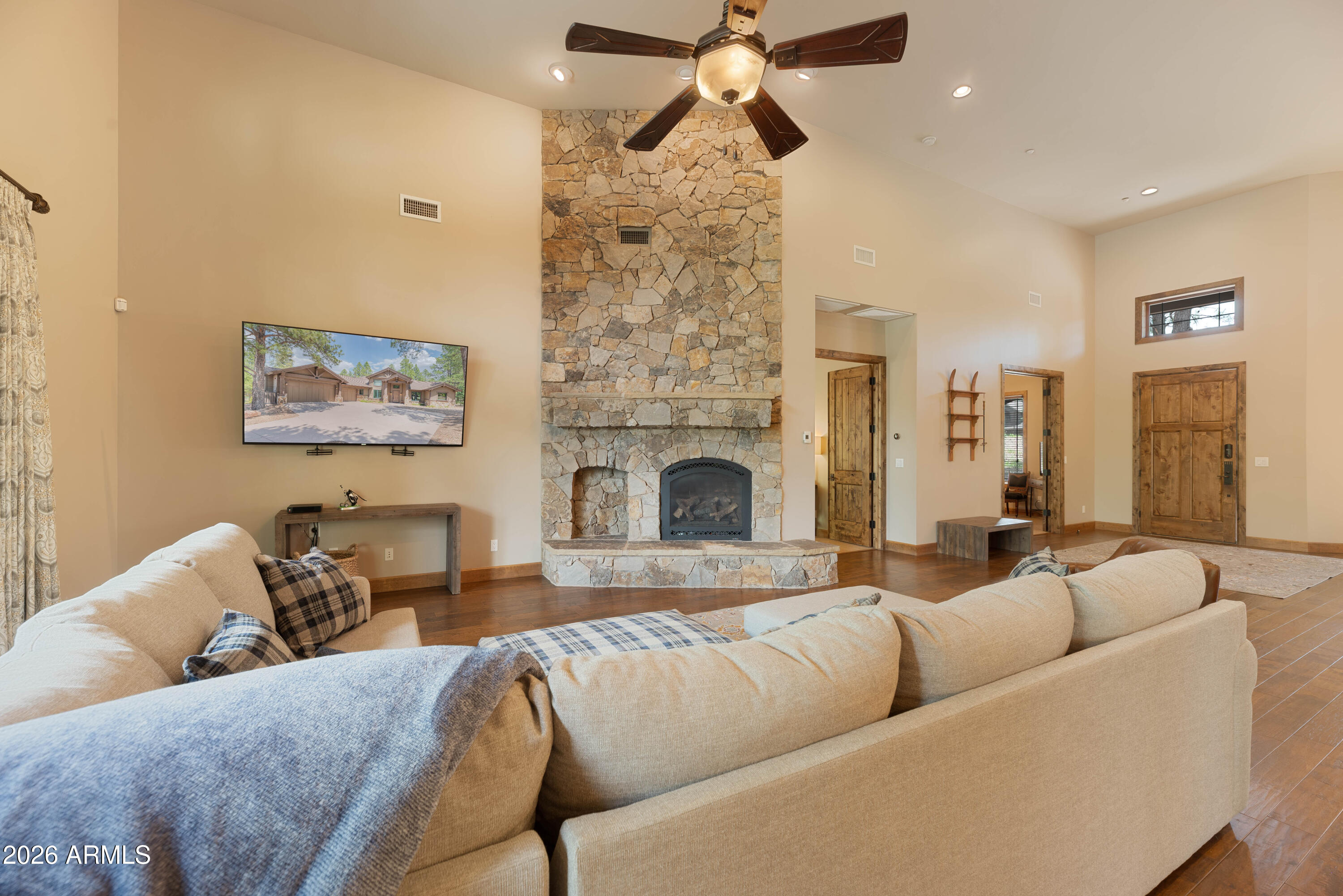 Pine Canyon - Residential
