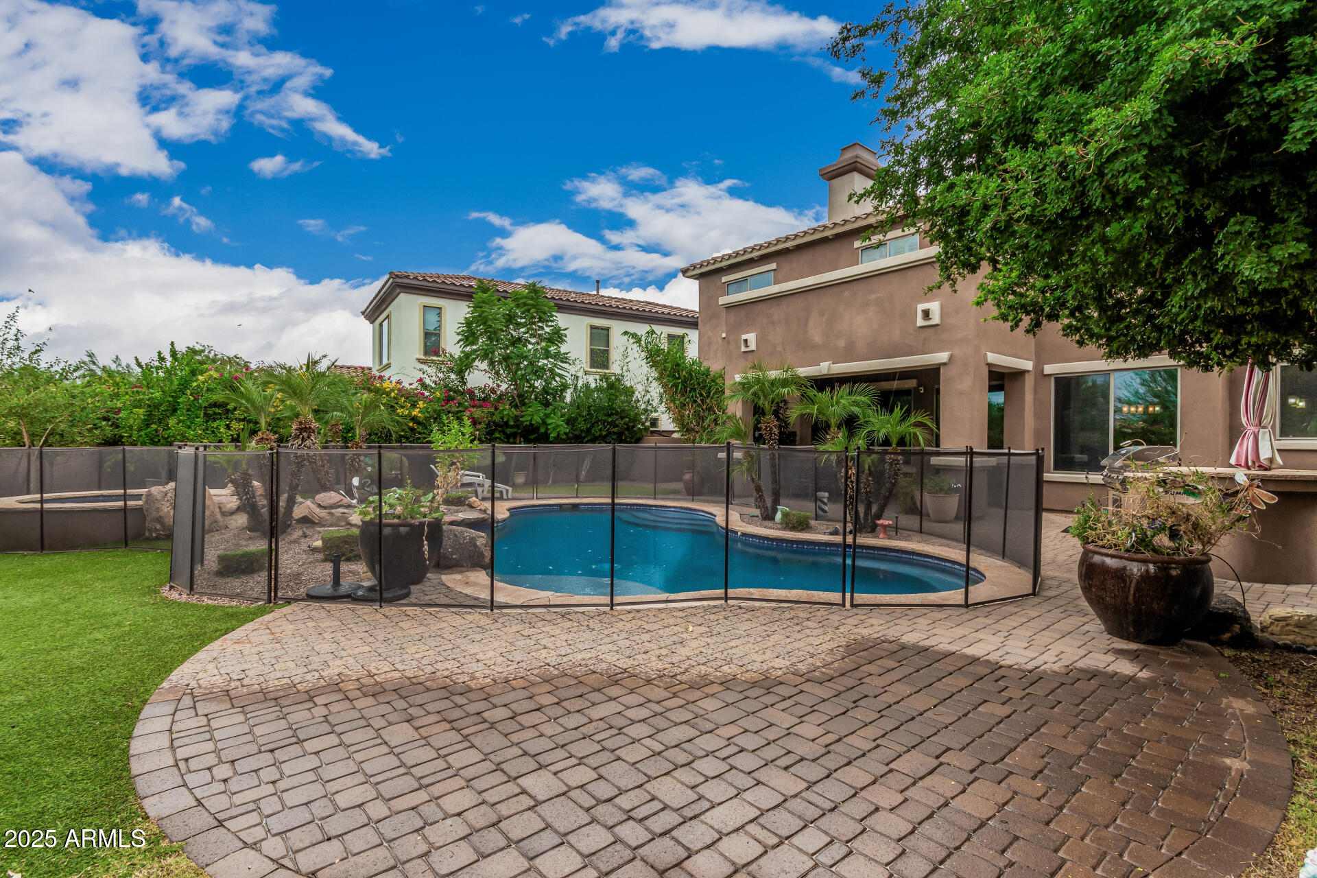 MONTEVISTA - Residential