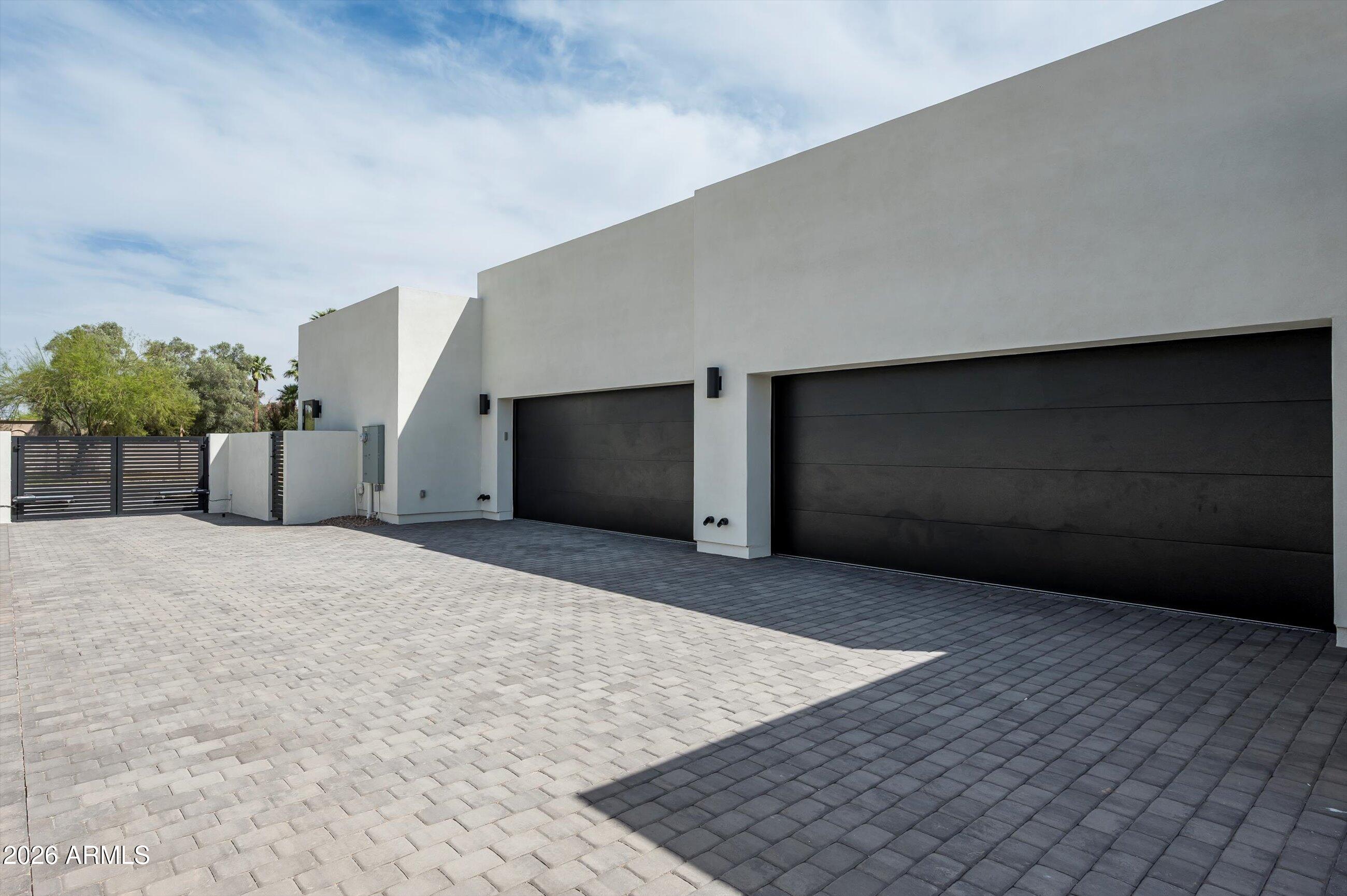 GOLD DUST ESTATES - Residential