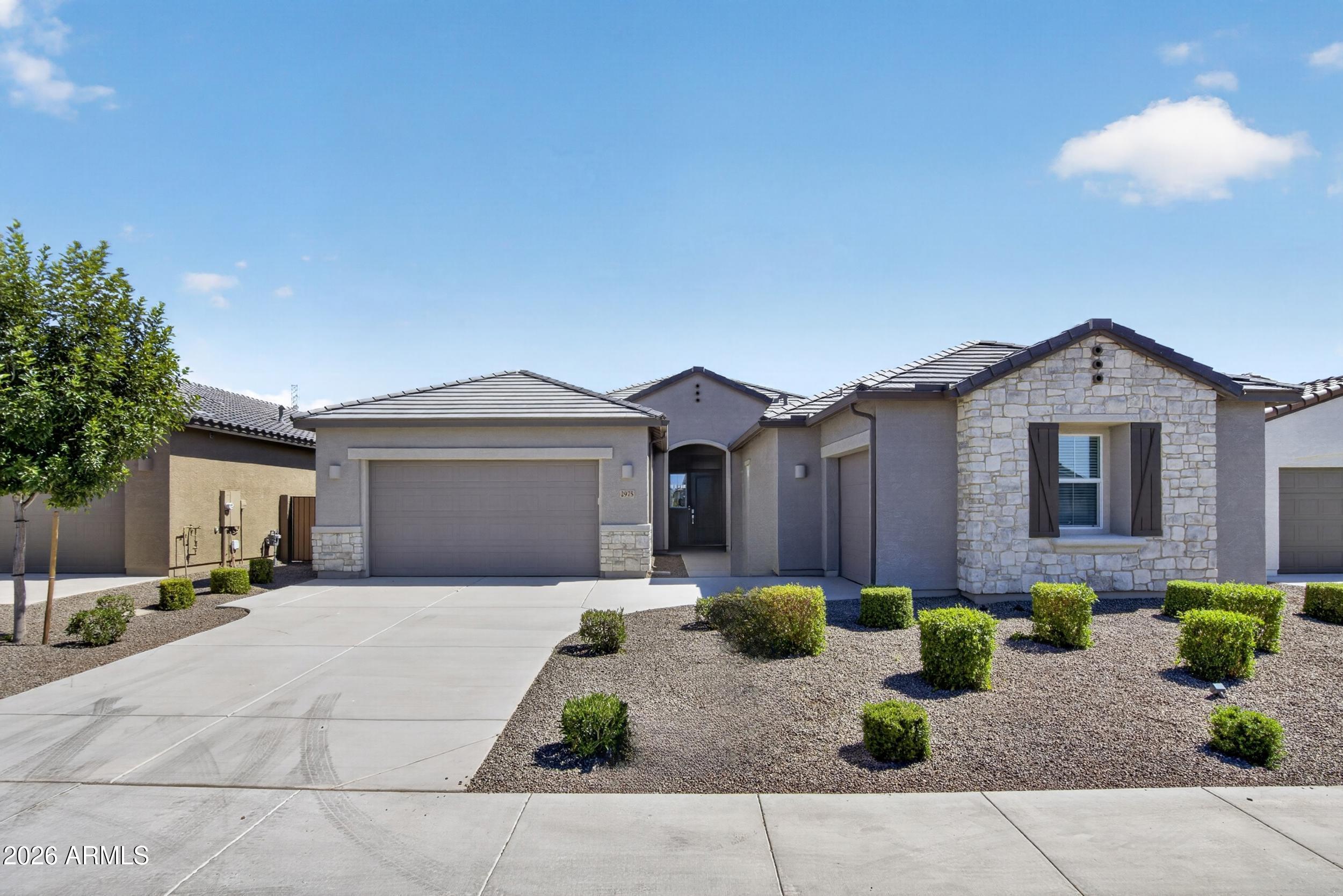 WALES RANCH - Residential