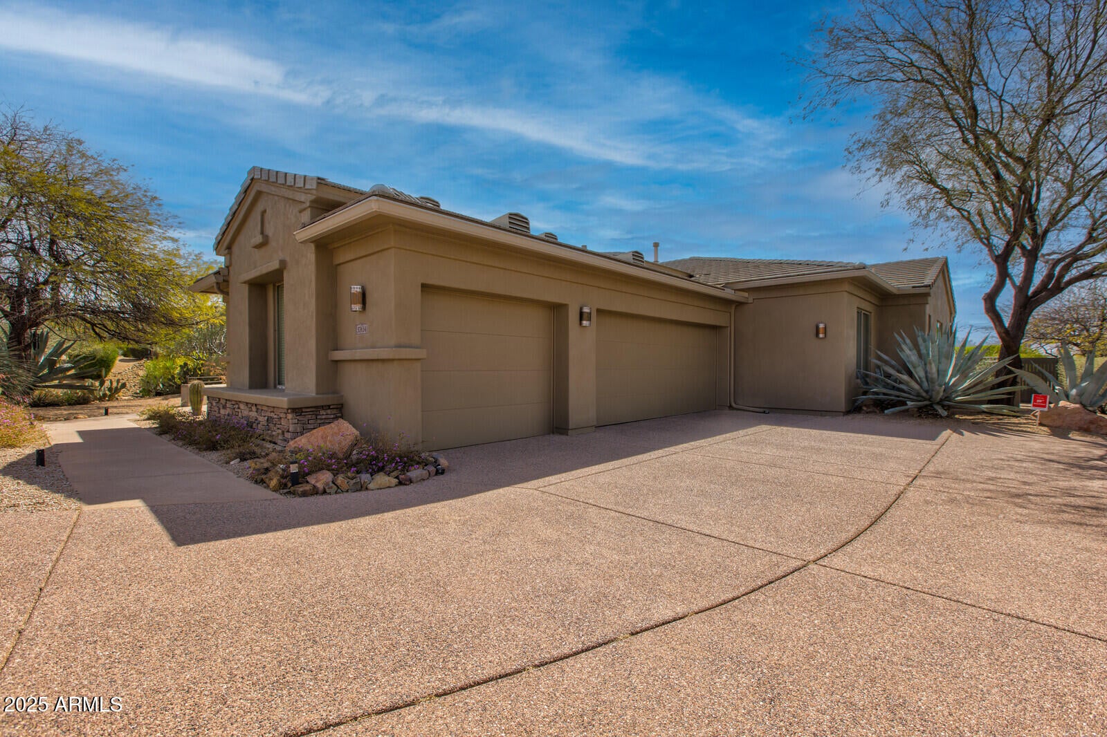ESTATES AT CAVE CREEK - Residential