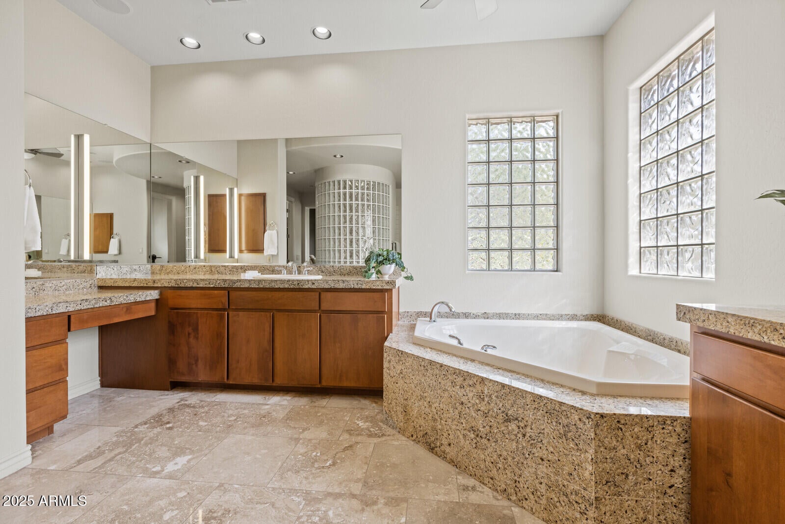 ESTATES AT CAVE CREEK - Residential
