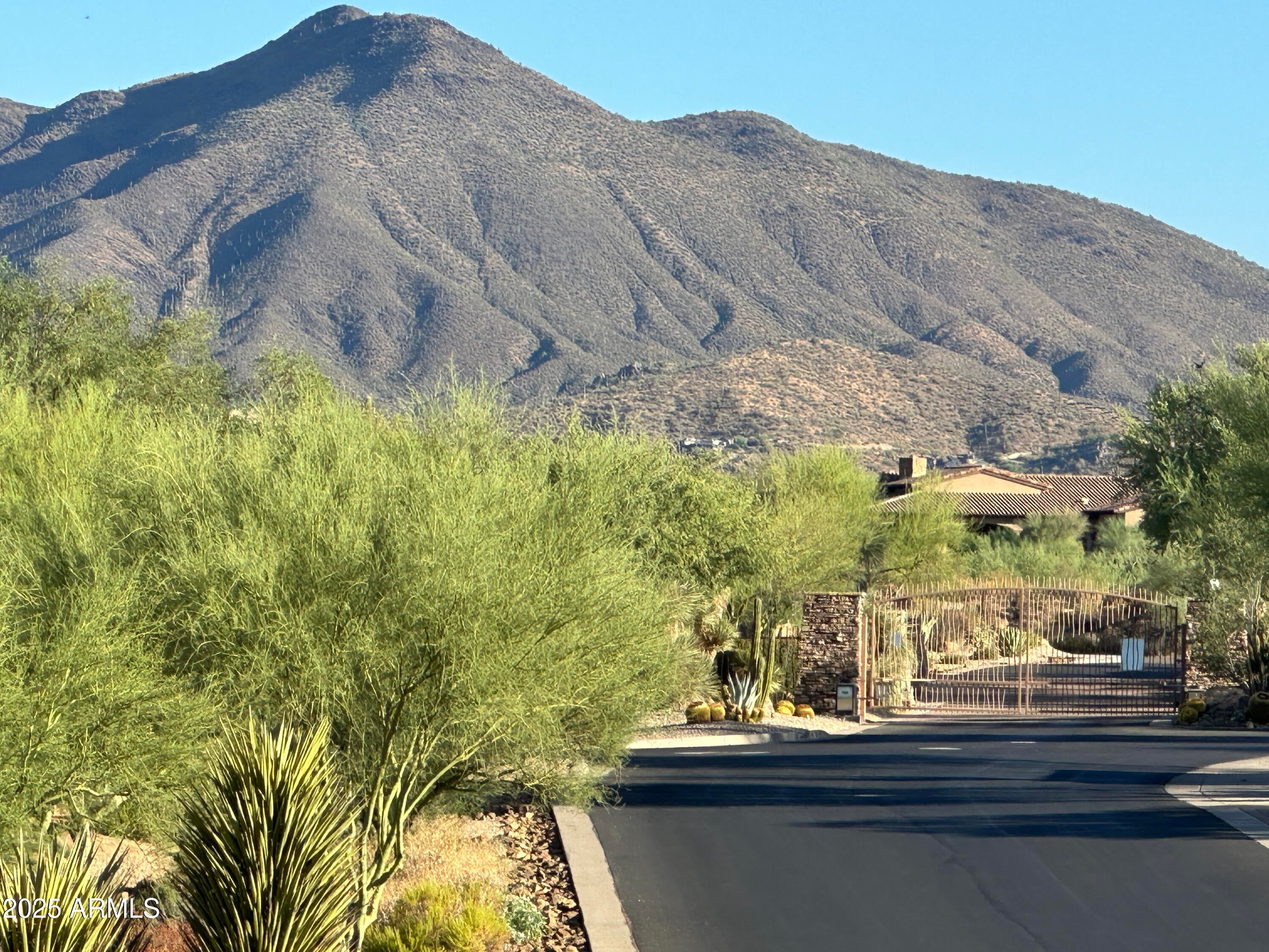 ESTATES AT CAVE CREEK - Residential