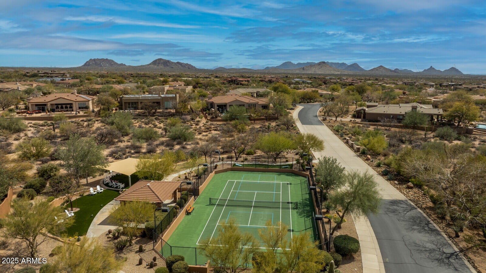 ESTATES AT CAVE CREEK - Residential
