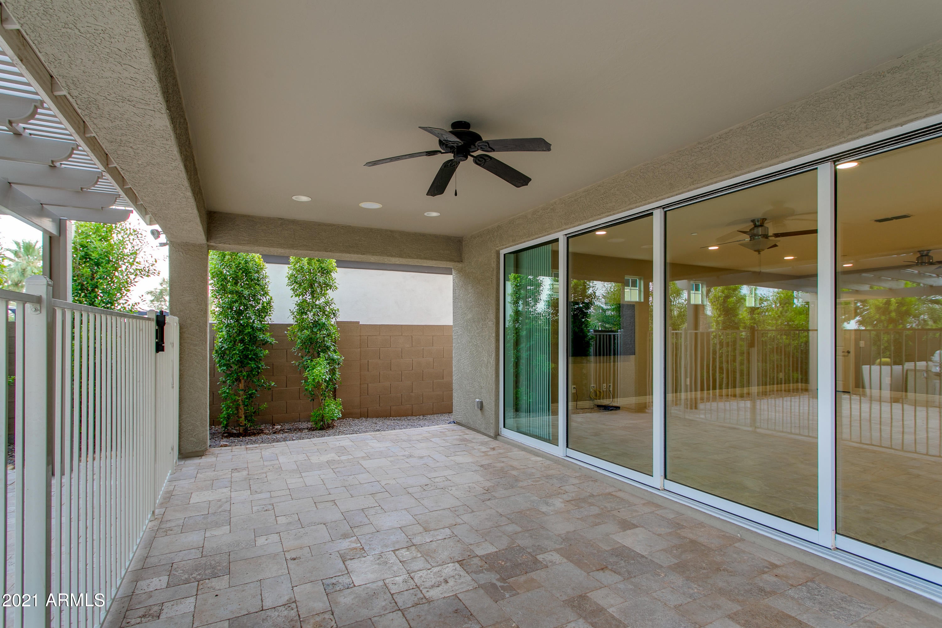 MADISON VISTAS - Residential