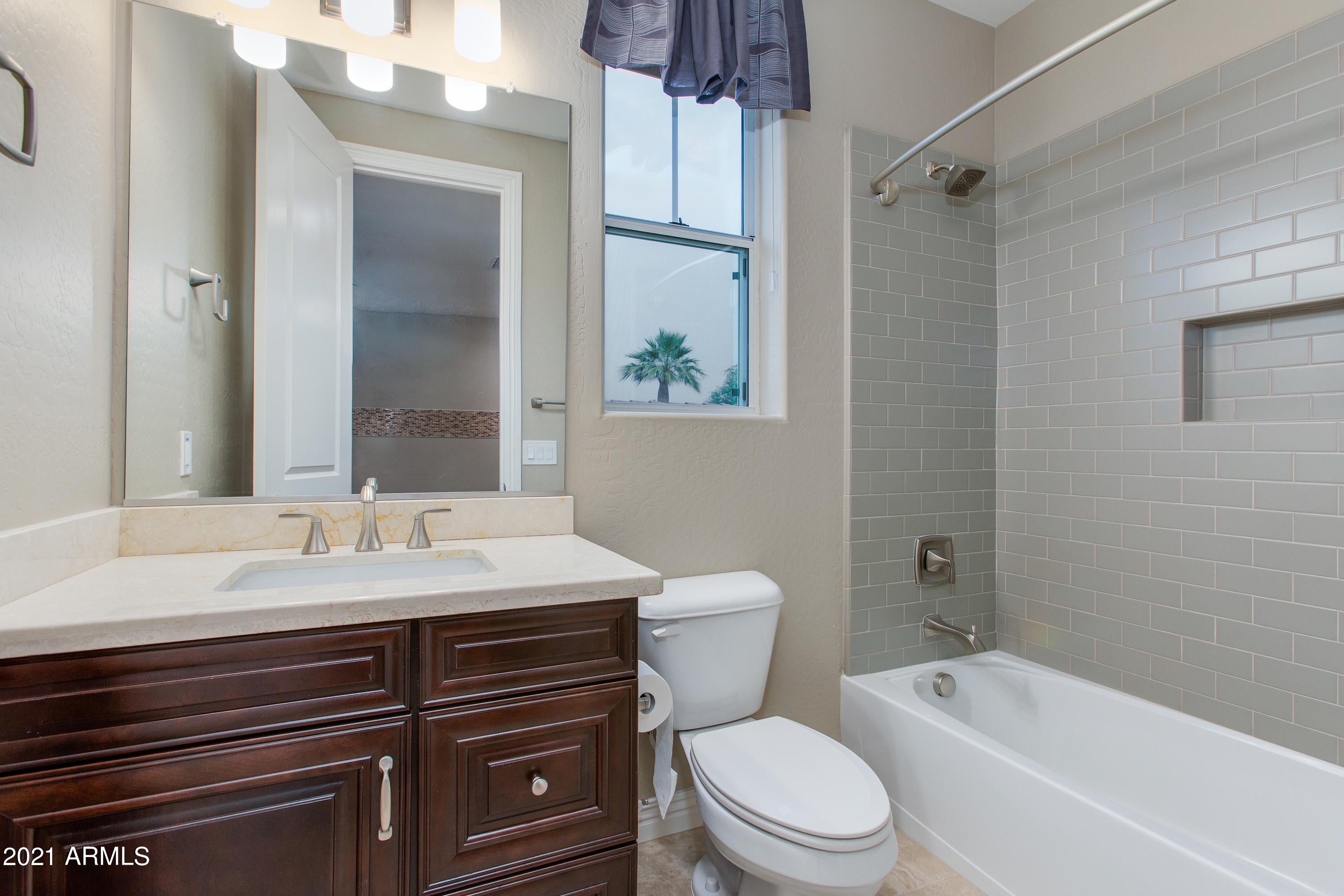 MADISON VISTAS - Residential