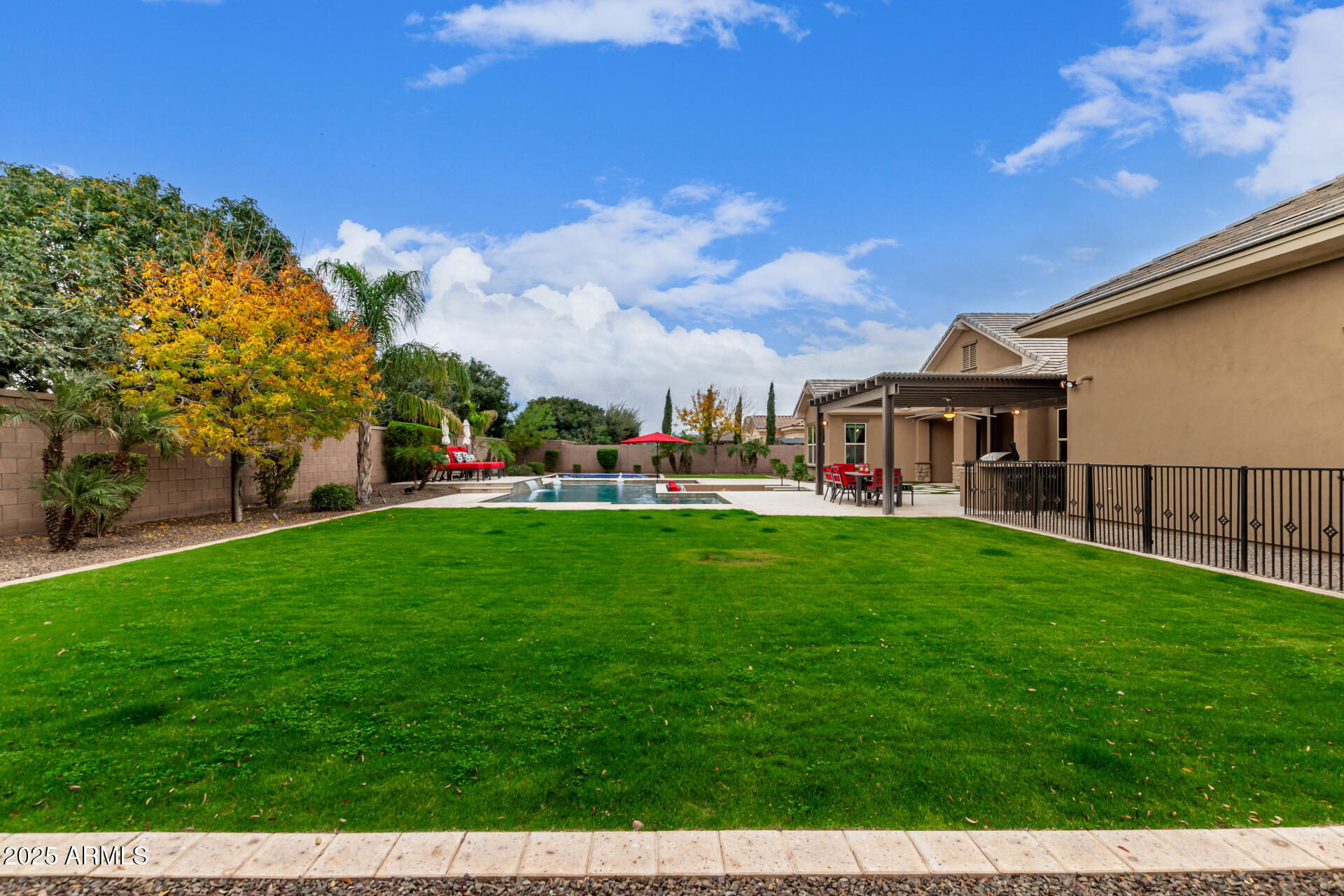 LEGACY AT FREEMAN FARMS AMD - Residential