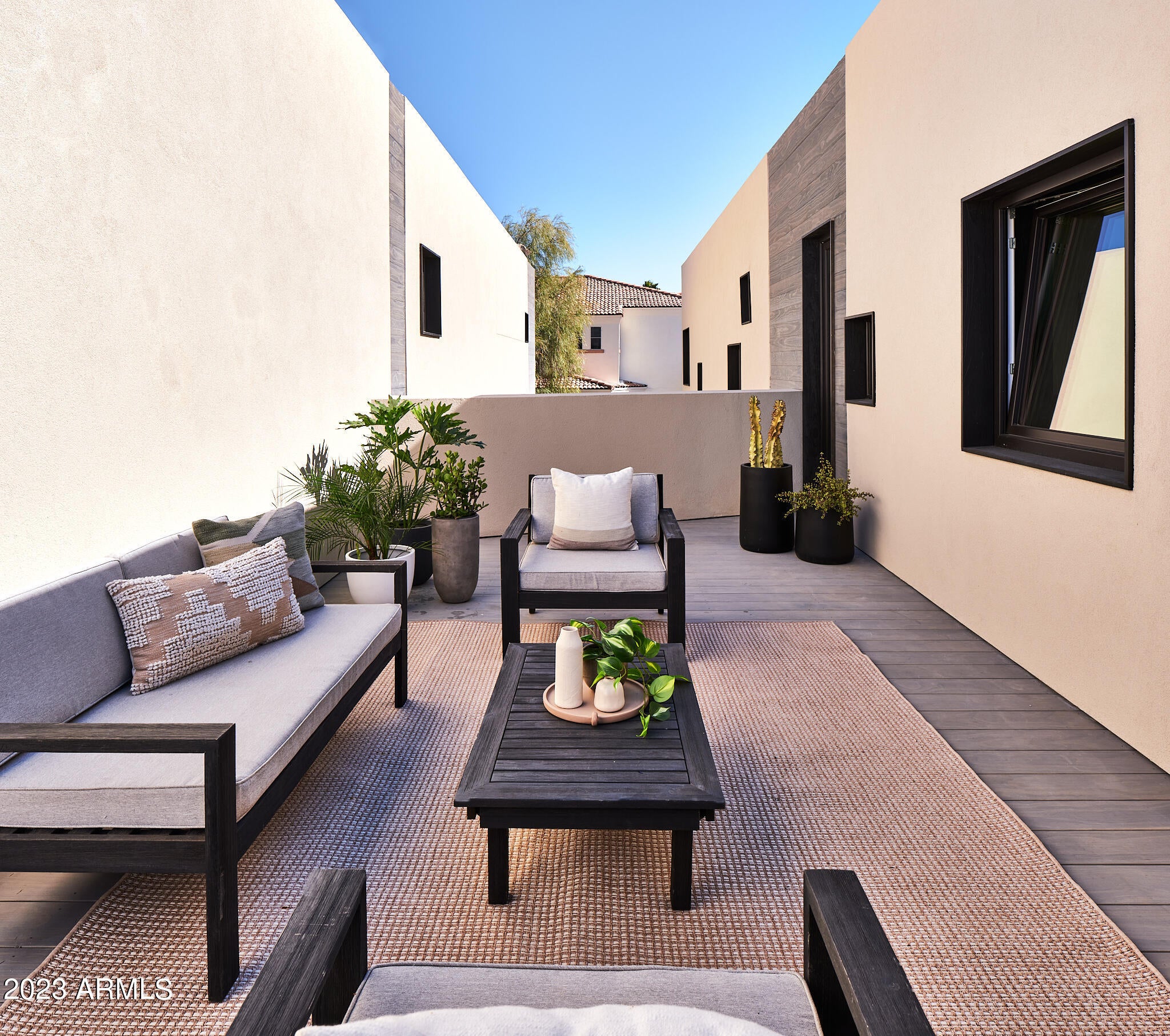 OCOTILLO 1740 - Residential