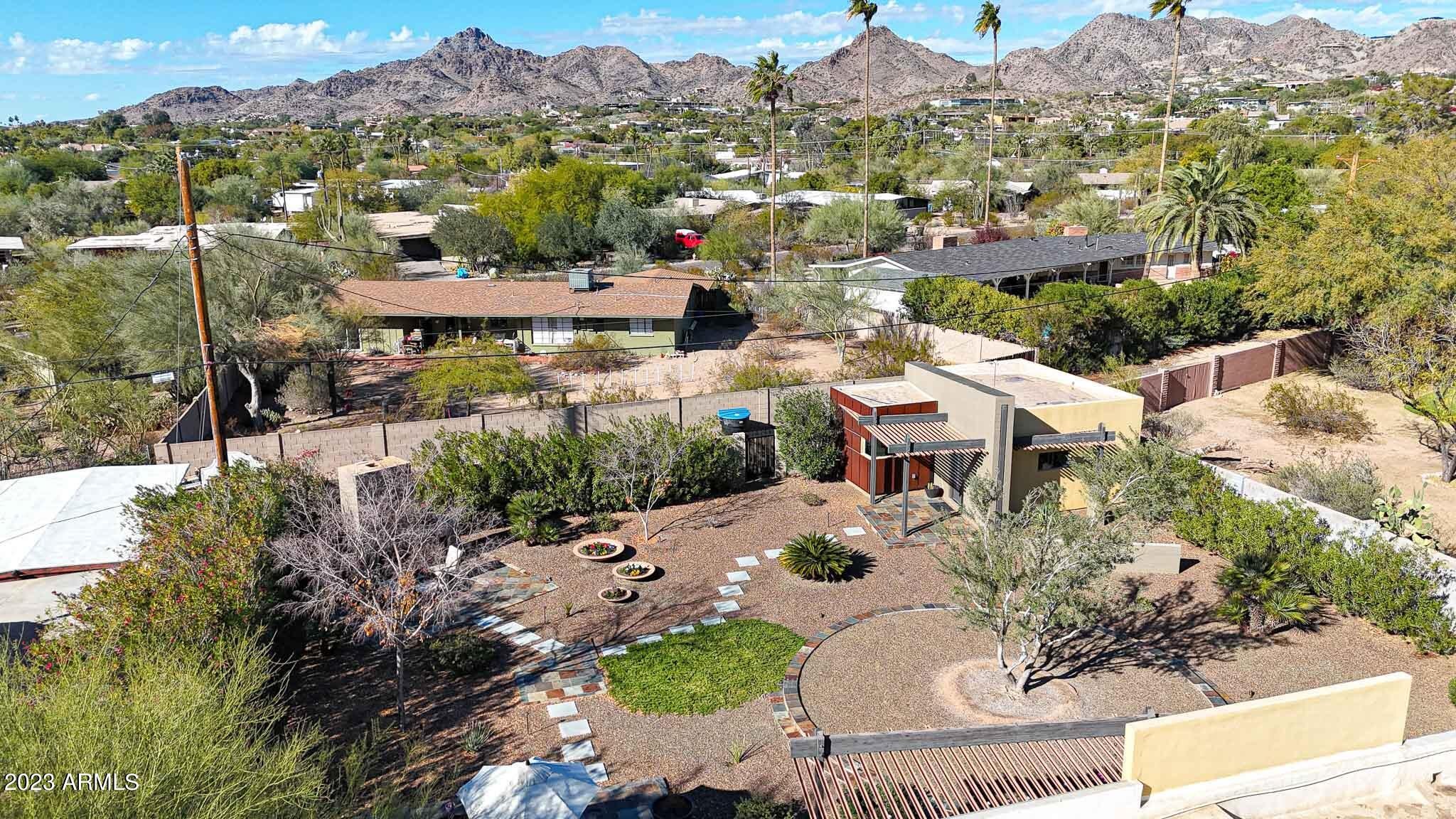 MARION ESTATES - Residential
