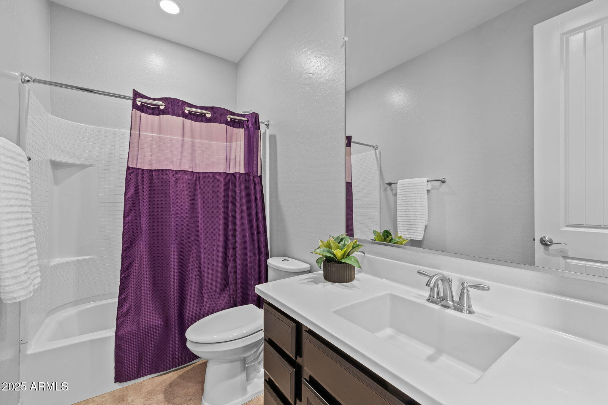 EASTMARK DU-7 SOUTH PARCEL 7-5 - Residential