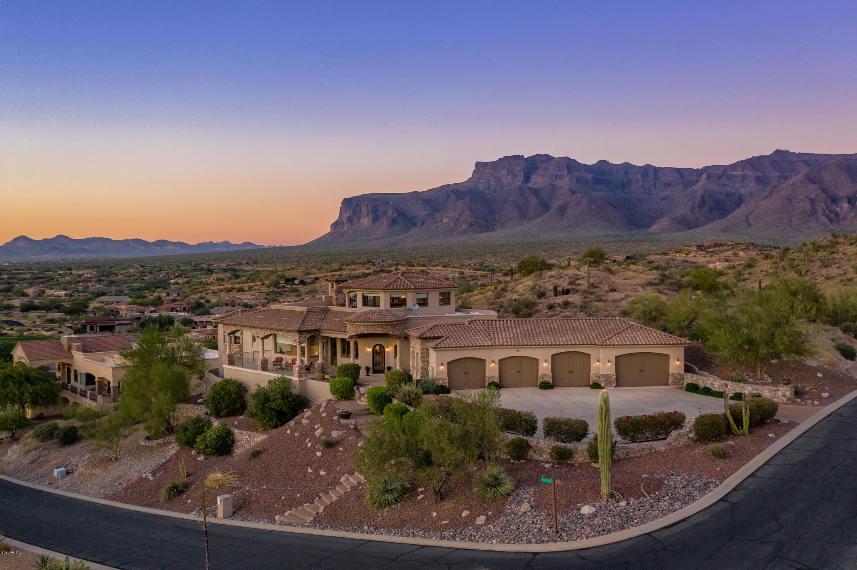 VISTA DEL CORAZON - Residential