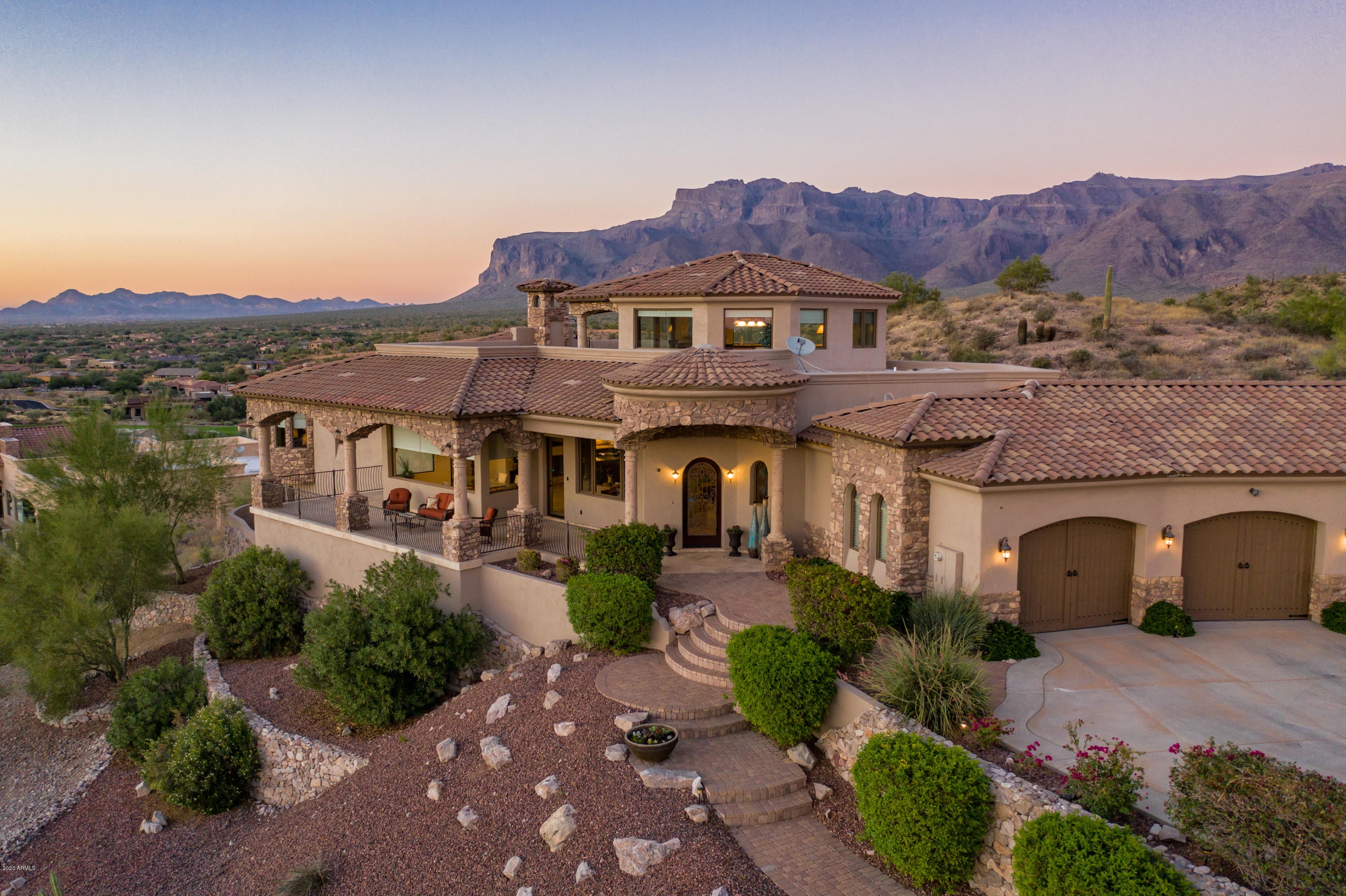 VISTA DEL CORAZON - Residential
