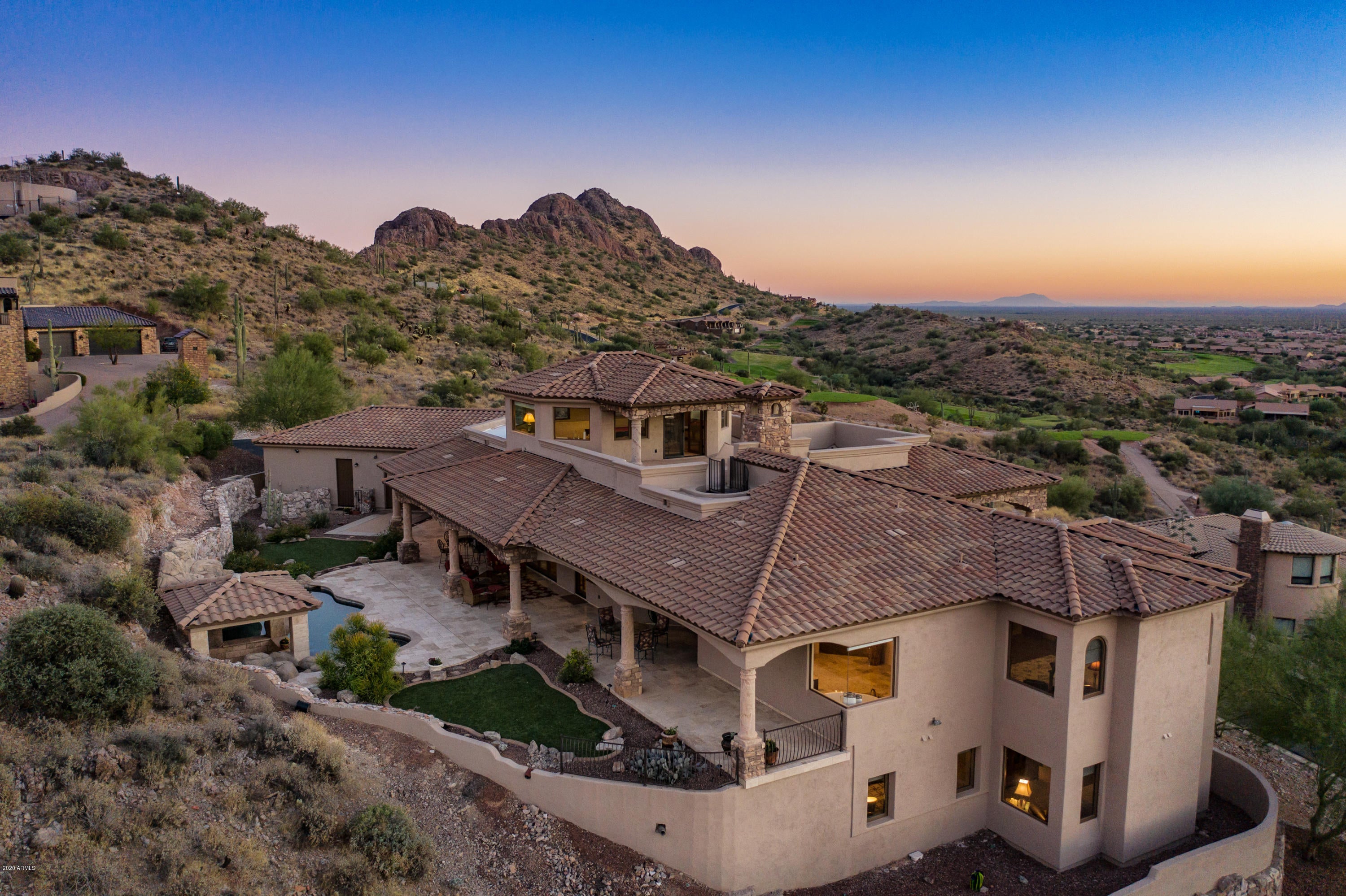 VISTA DEL CORAZON - Residential