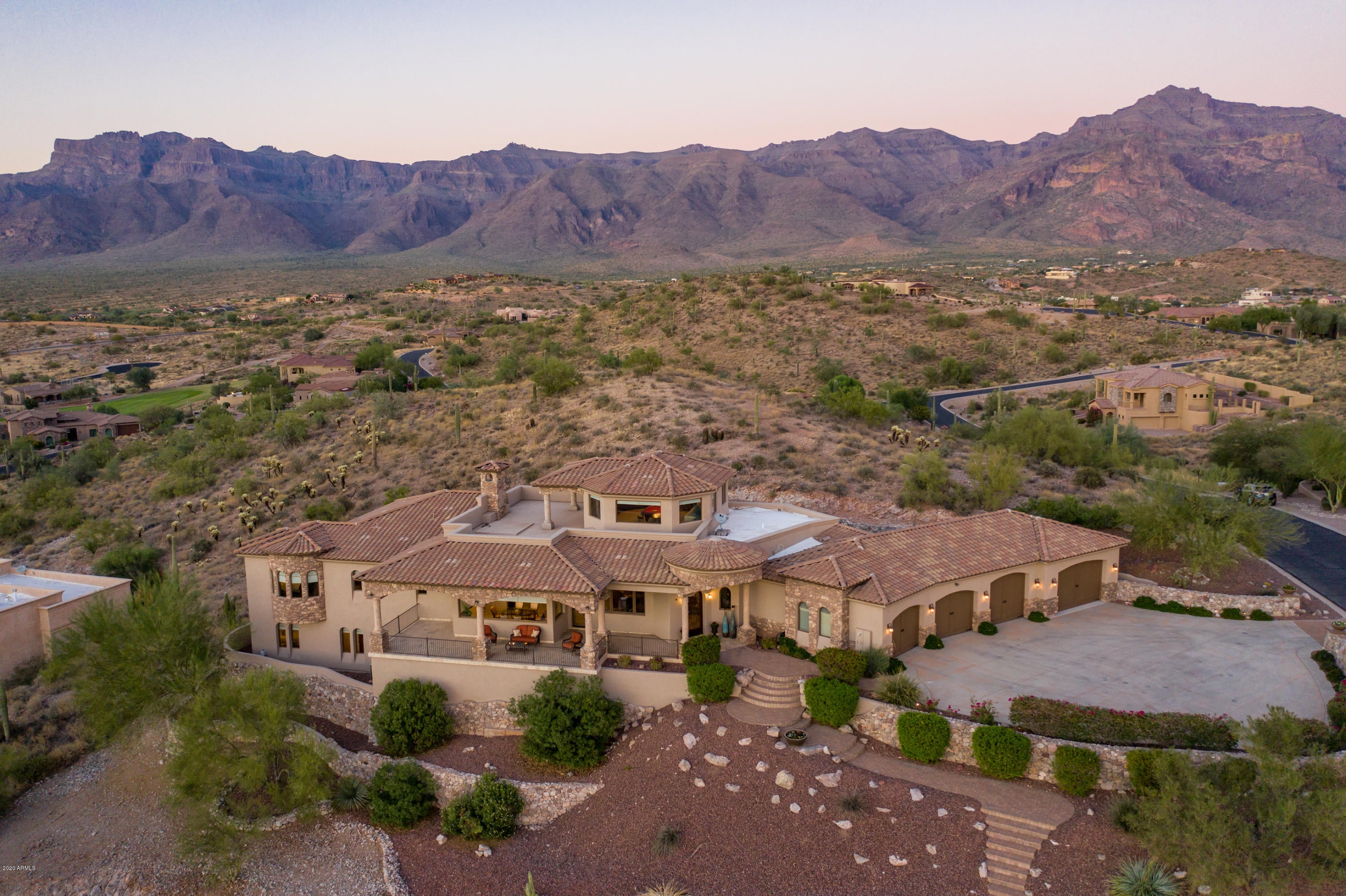 VISTA DEL CORAZON - Residential